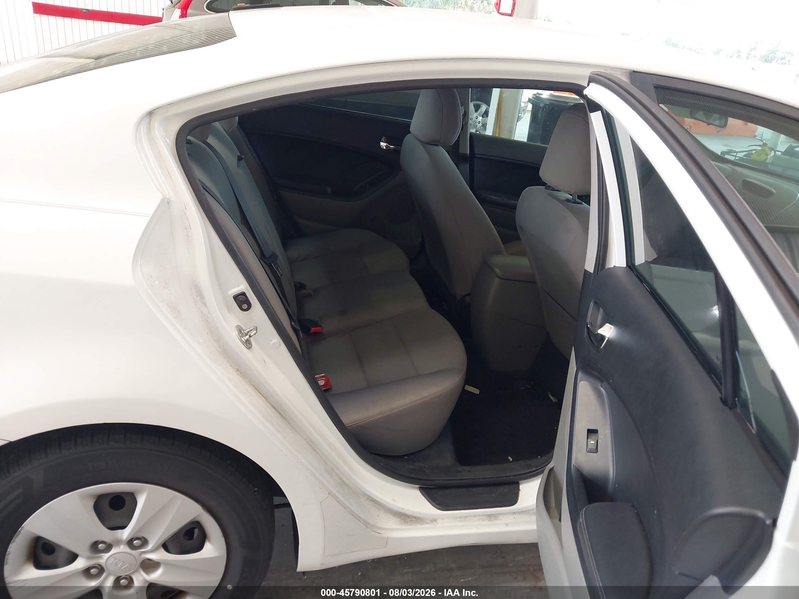 2015 Kia Forte Lx White vin: KNAFX4A69F5323889
