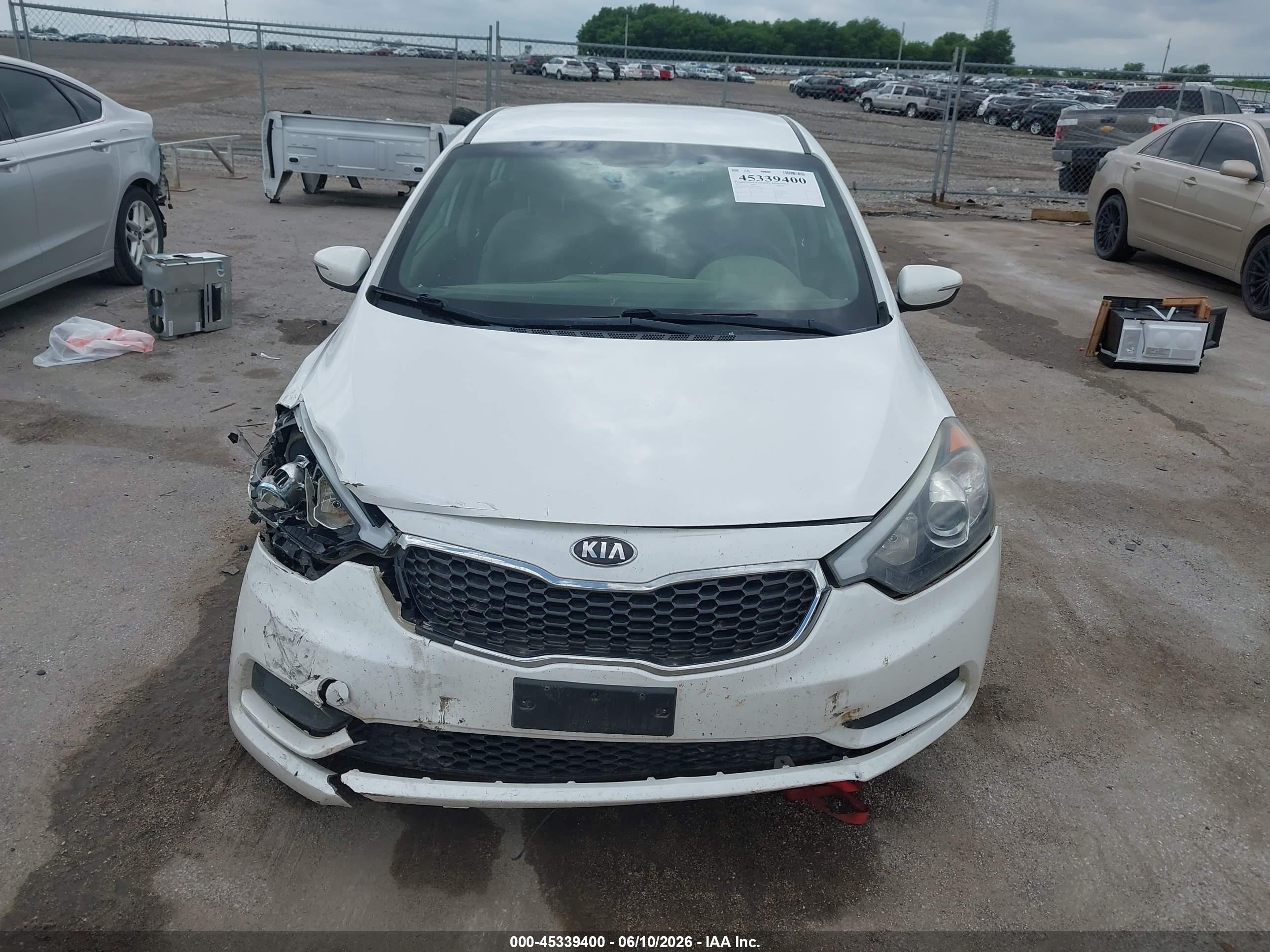 2014 Kia Forte Lx Белый vin: KNAFX4A6XE5134246