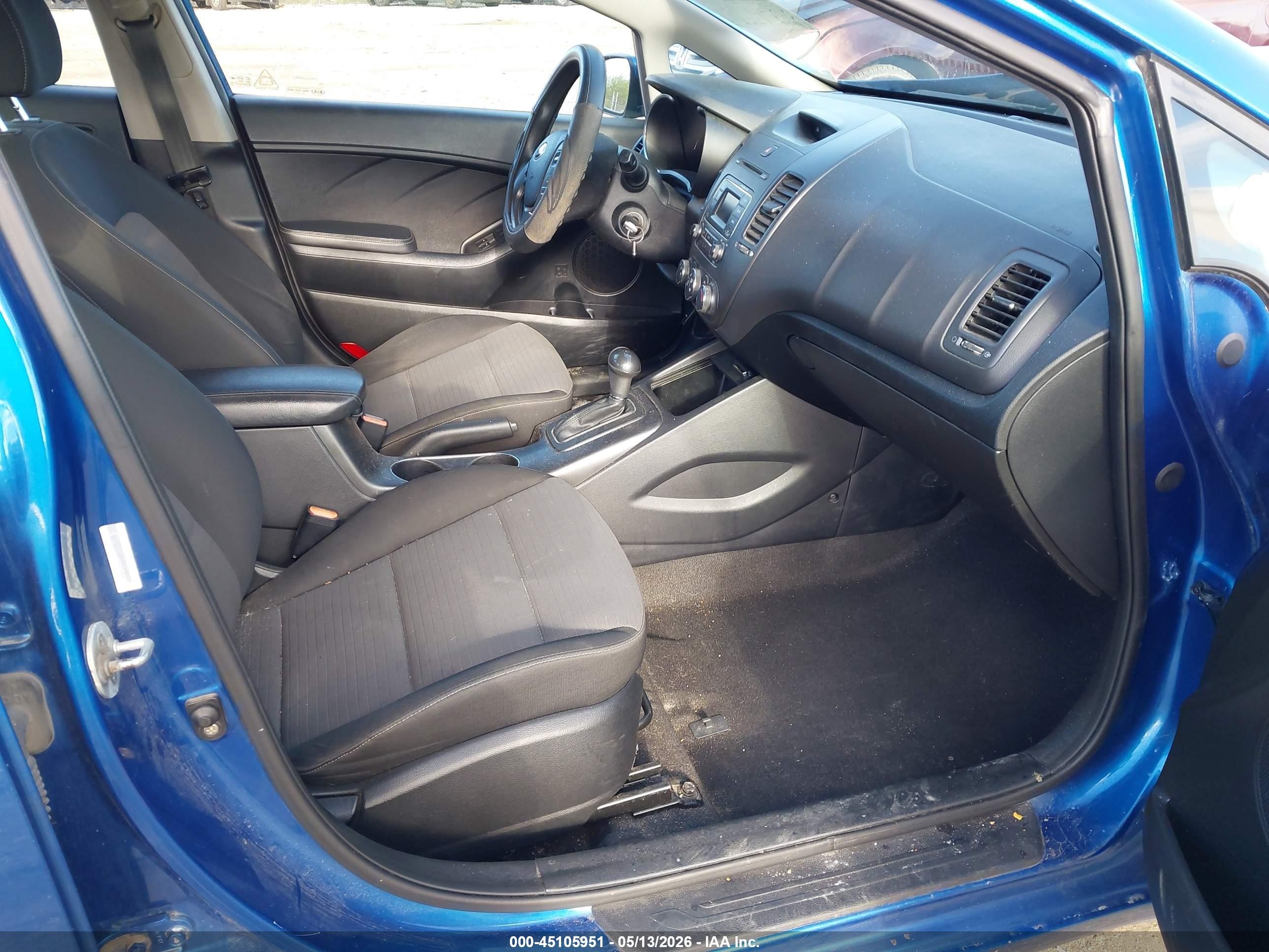 2015 Kia Forte Lx Синий vin: KNAFX4A6XF5332147