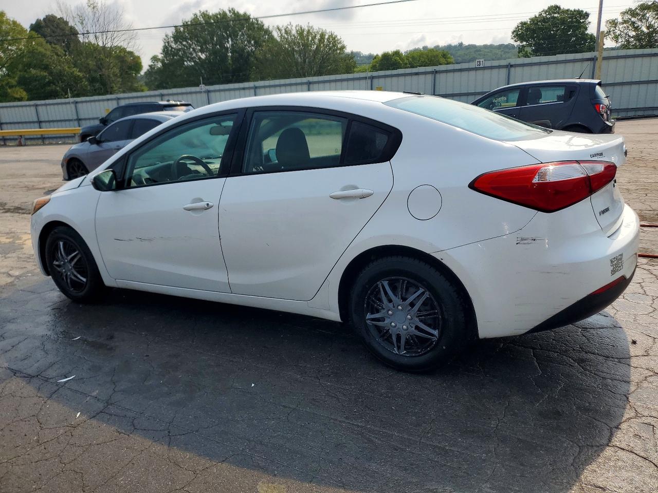 2015 Kia Forte Lx White vin: KNAFX4A6XF5339244