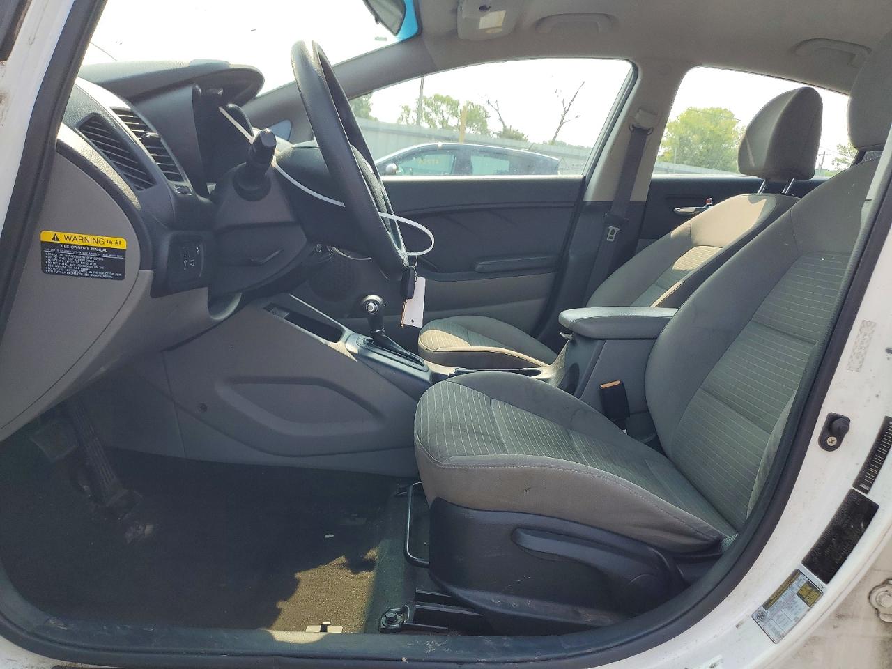 2015 Kia Forte Lx White vin: KNAFX4A6XF5339244