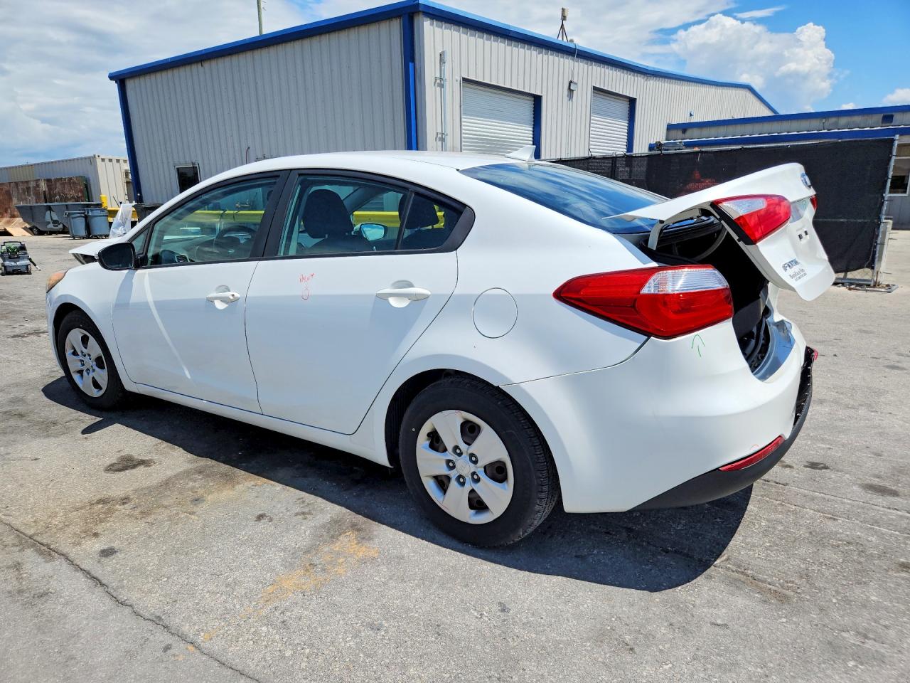 2015 Kia Forte Lx White vin: KNAFX4A6XF5371157