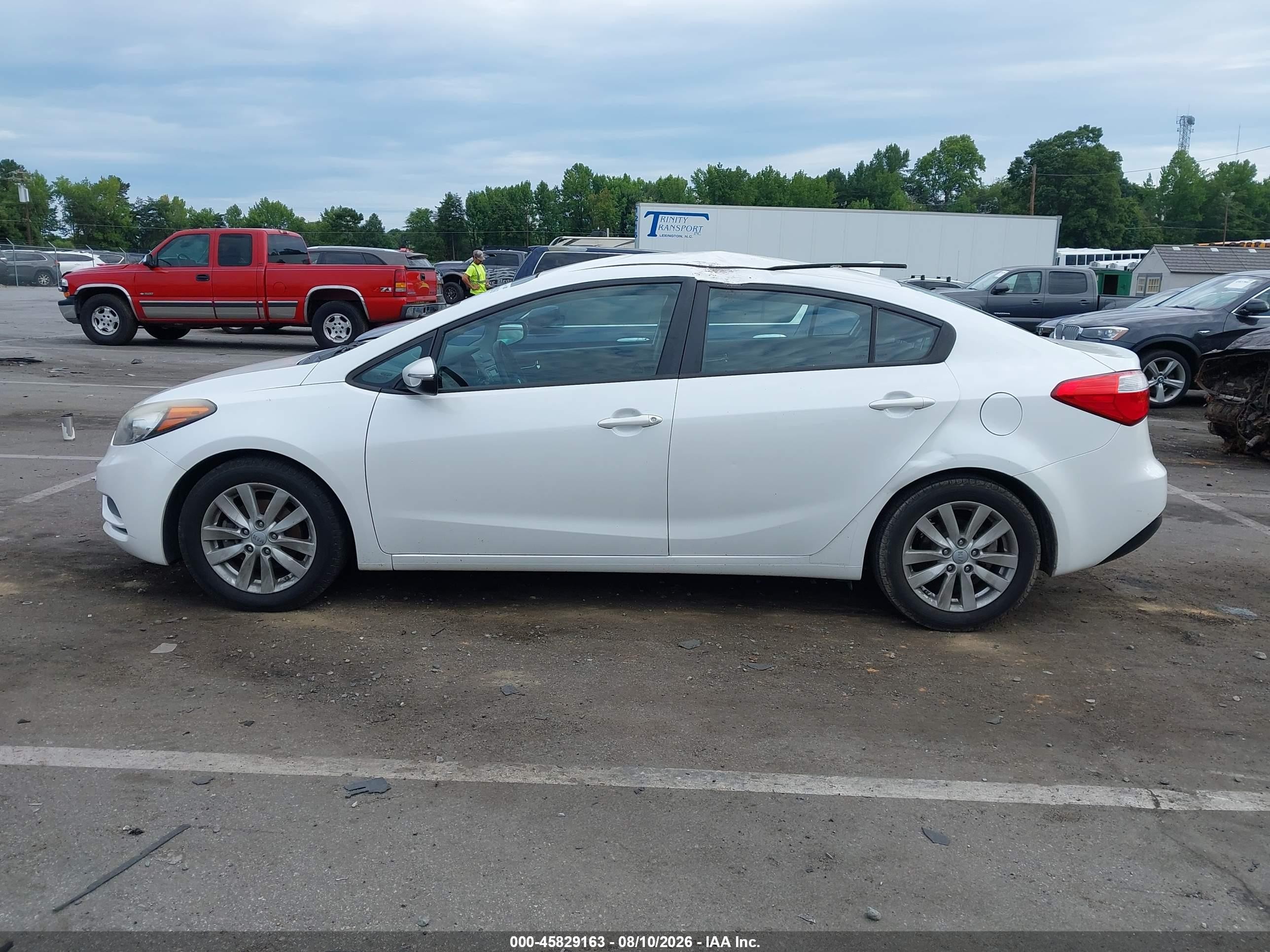 2015 Kia Forte Lx White vin: KNAFX4A6XF5384099