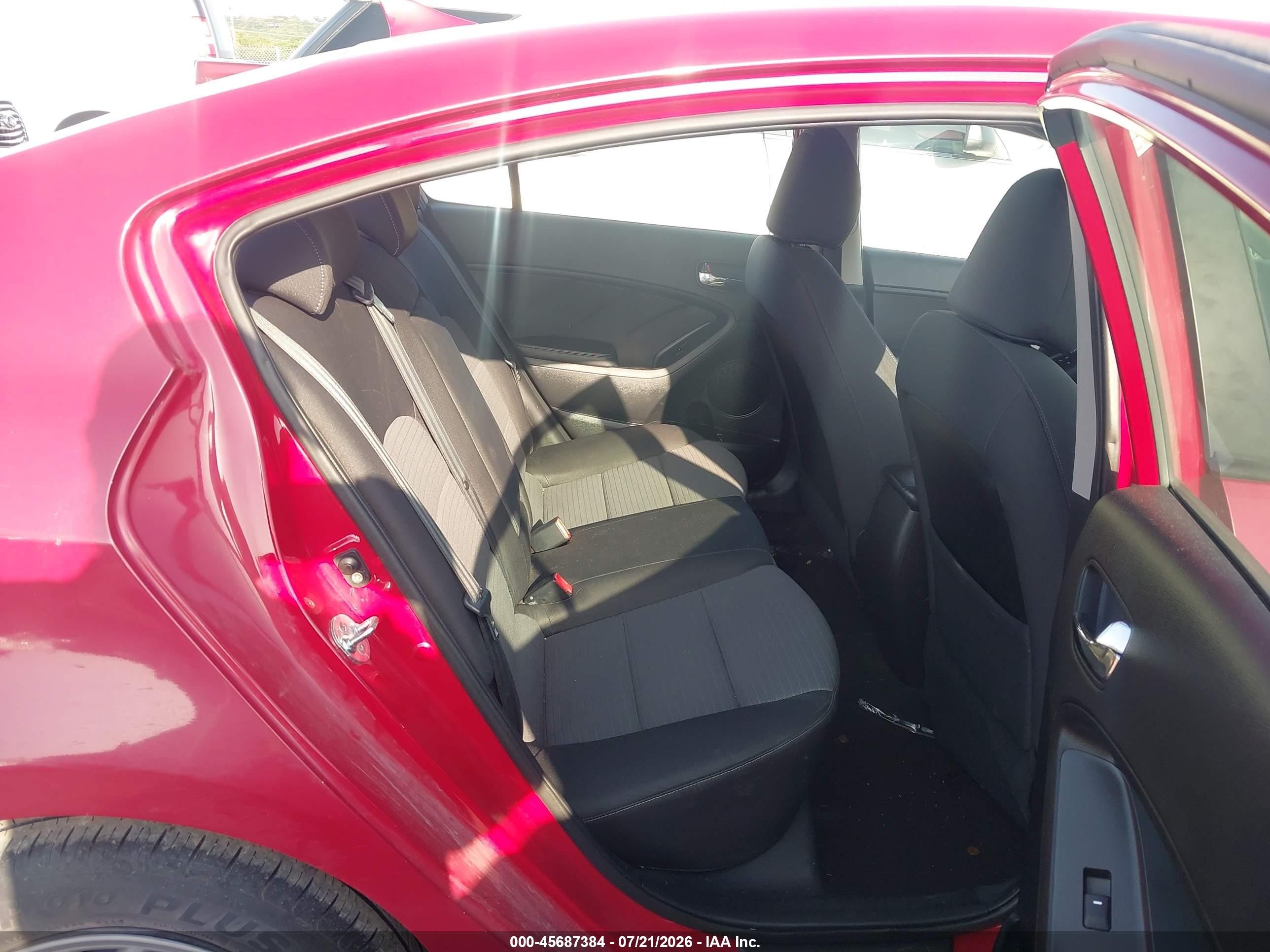 2015 Kia Forte Lx Красный vin: KNAFX4A6XF5421703