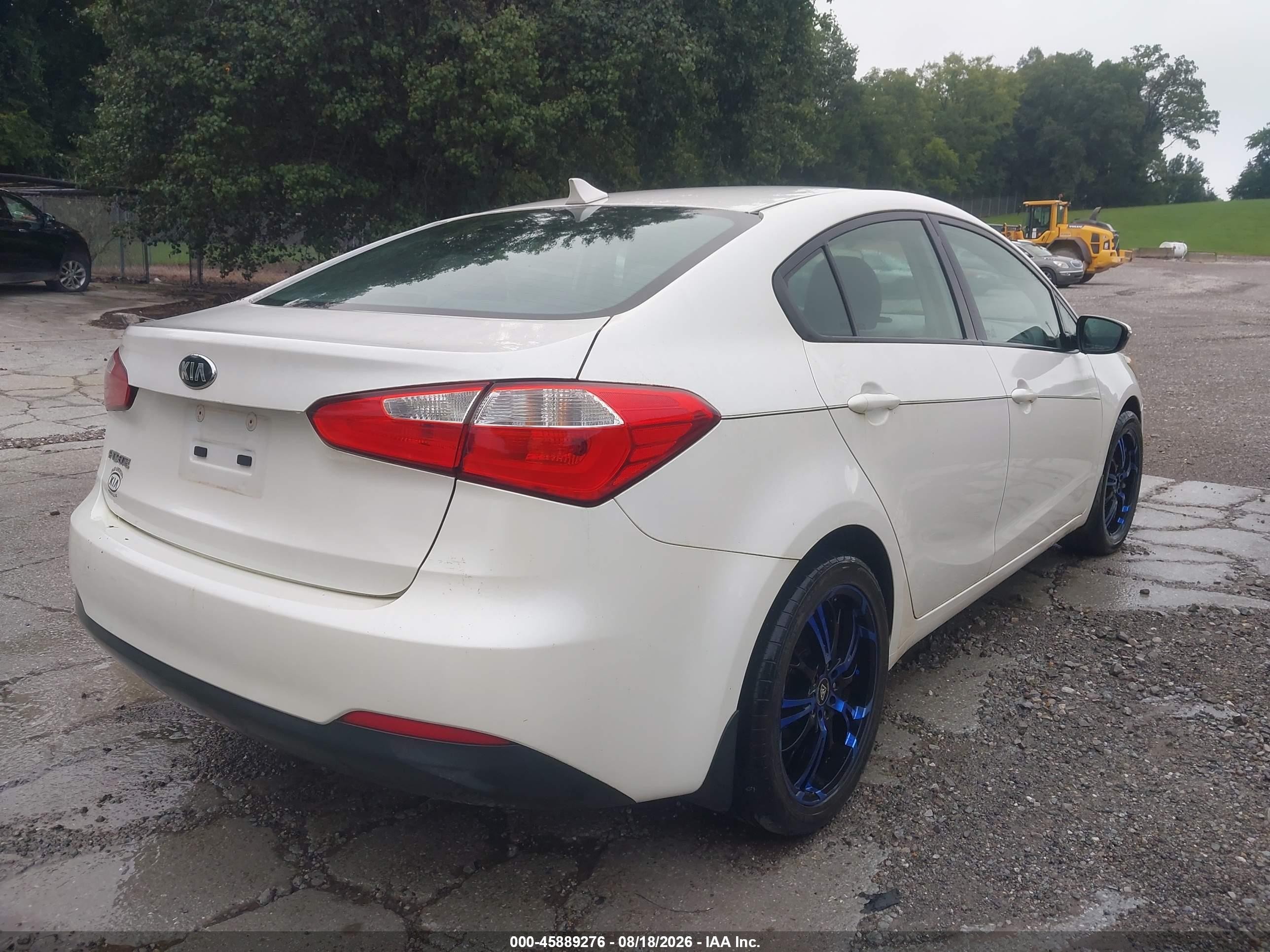 2015 Kia Forte Lx White vin: KNAFX4A6XF5428148