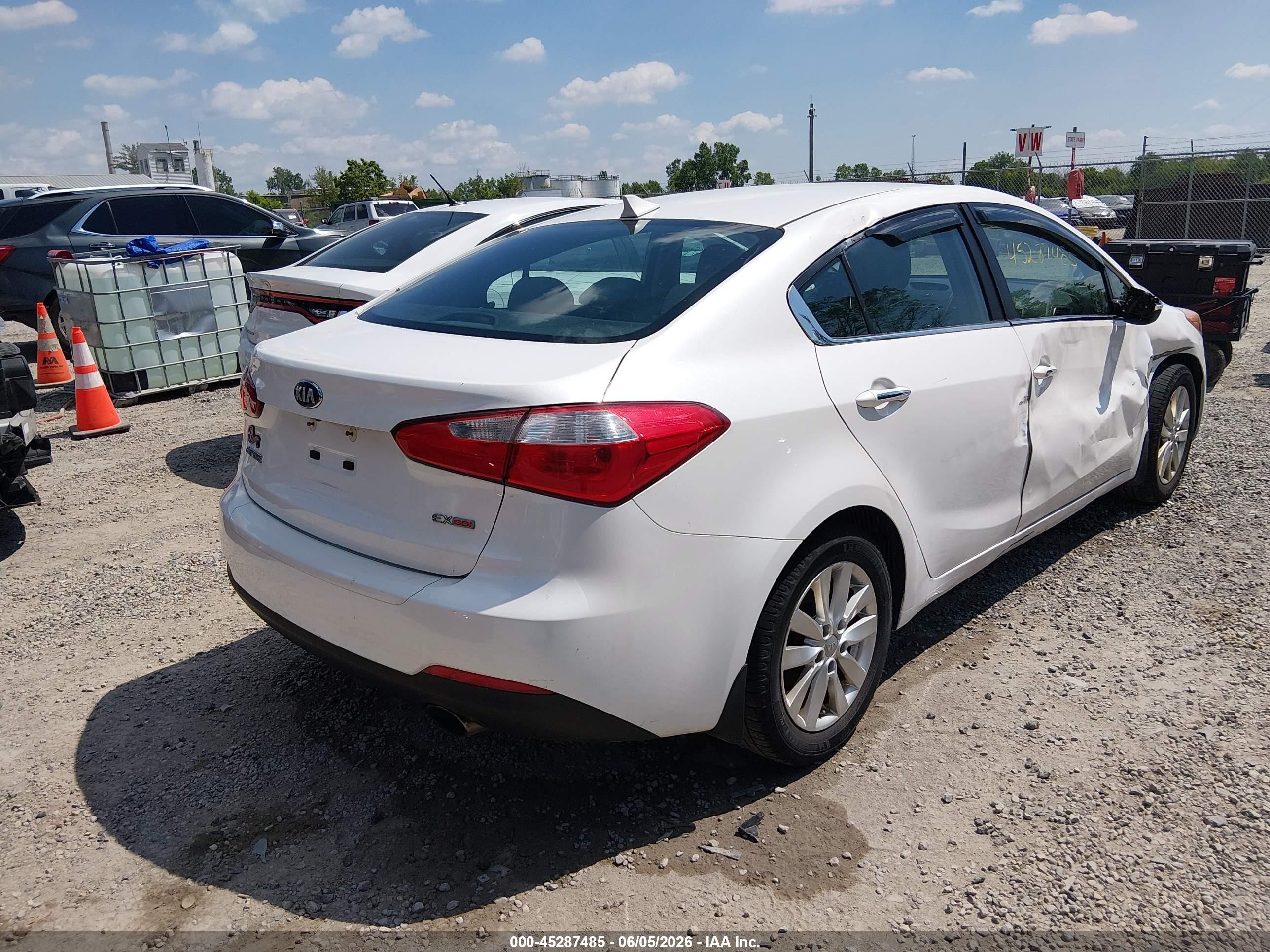 2014 Kia Forte Ex White vin: KNAFX4A80E5122446