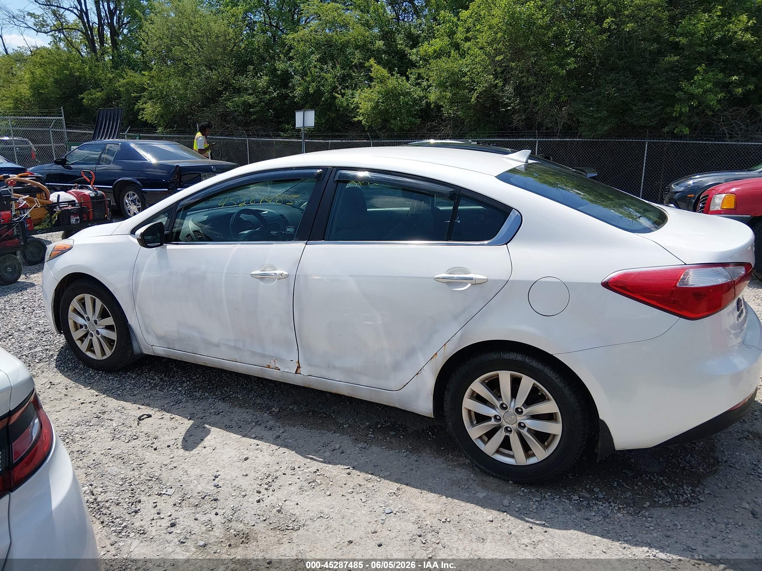 2014 Kia Forte Ex White vin: KNAFX4A80E5122446