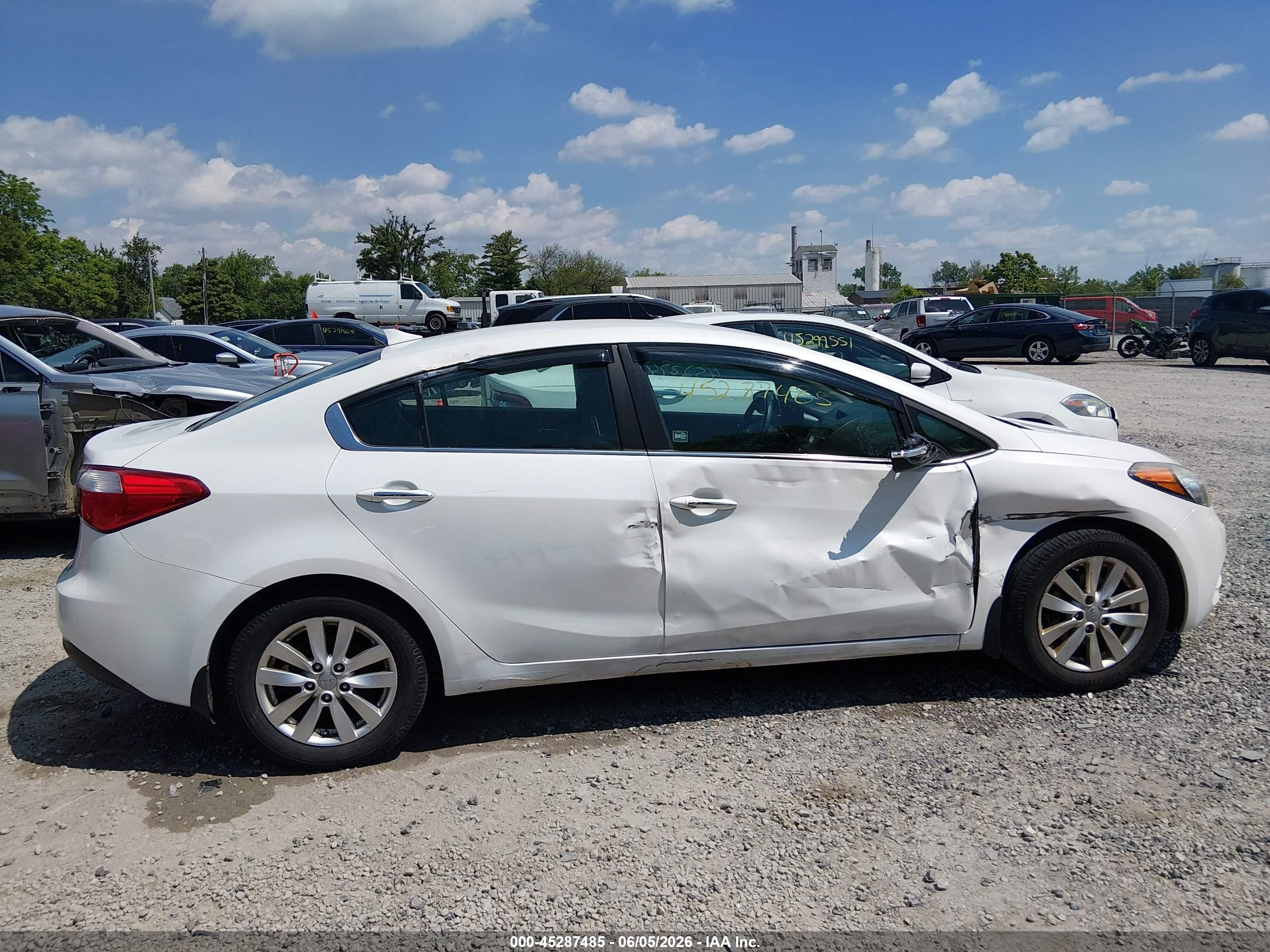2014 Kia Forte Ex White vin: KNAFX4A80E5122446