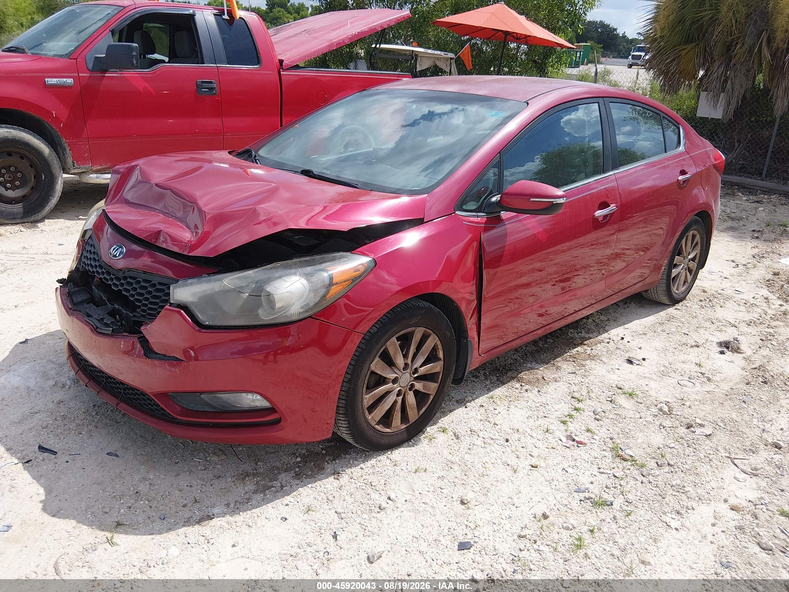 2014 Kia Forte Ex Red vin: KNAFX4A82E5050200