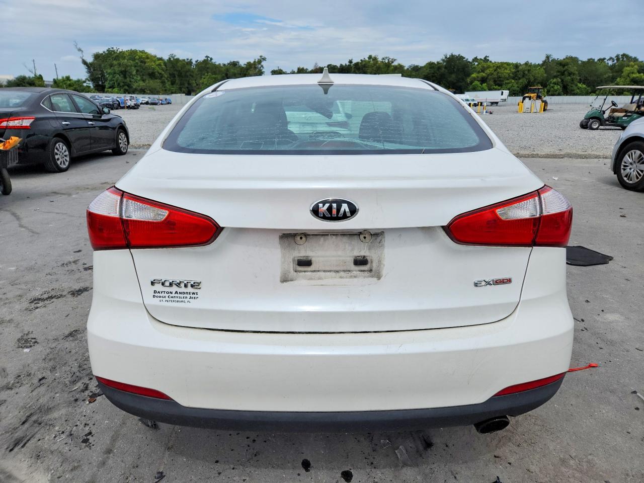 2015 Kia Forte Ex White vin: KNAFX4A84F5369003