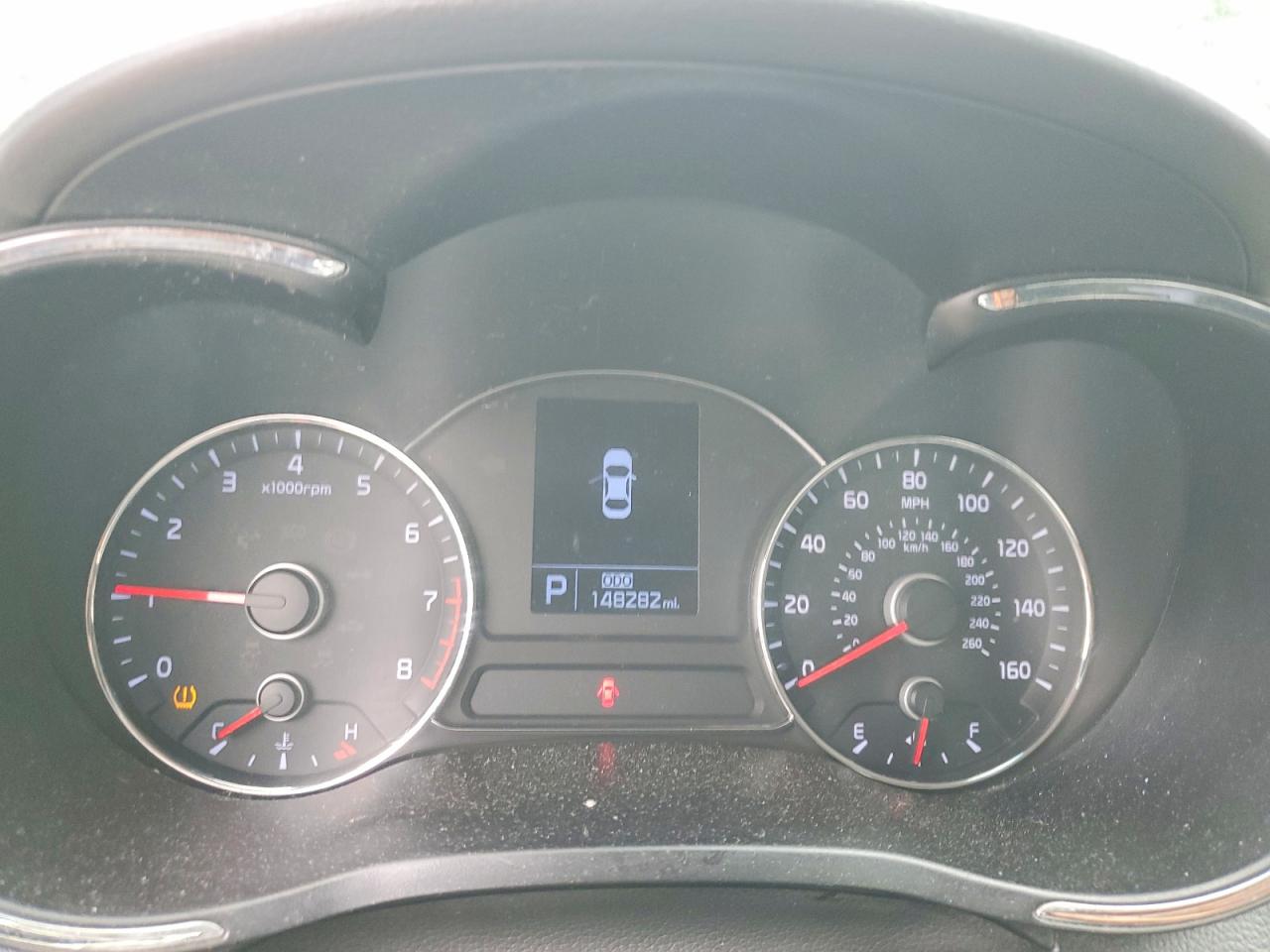 2014 Kia Forte Silver vin: KNAFX4A86E5194350