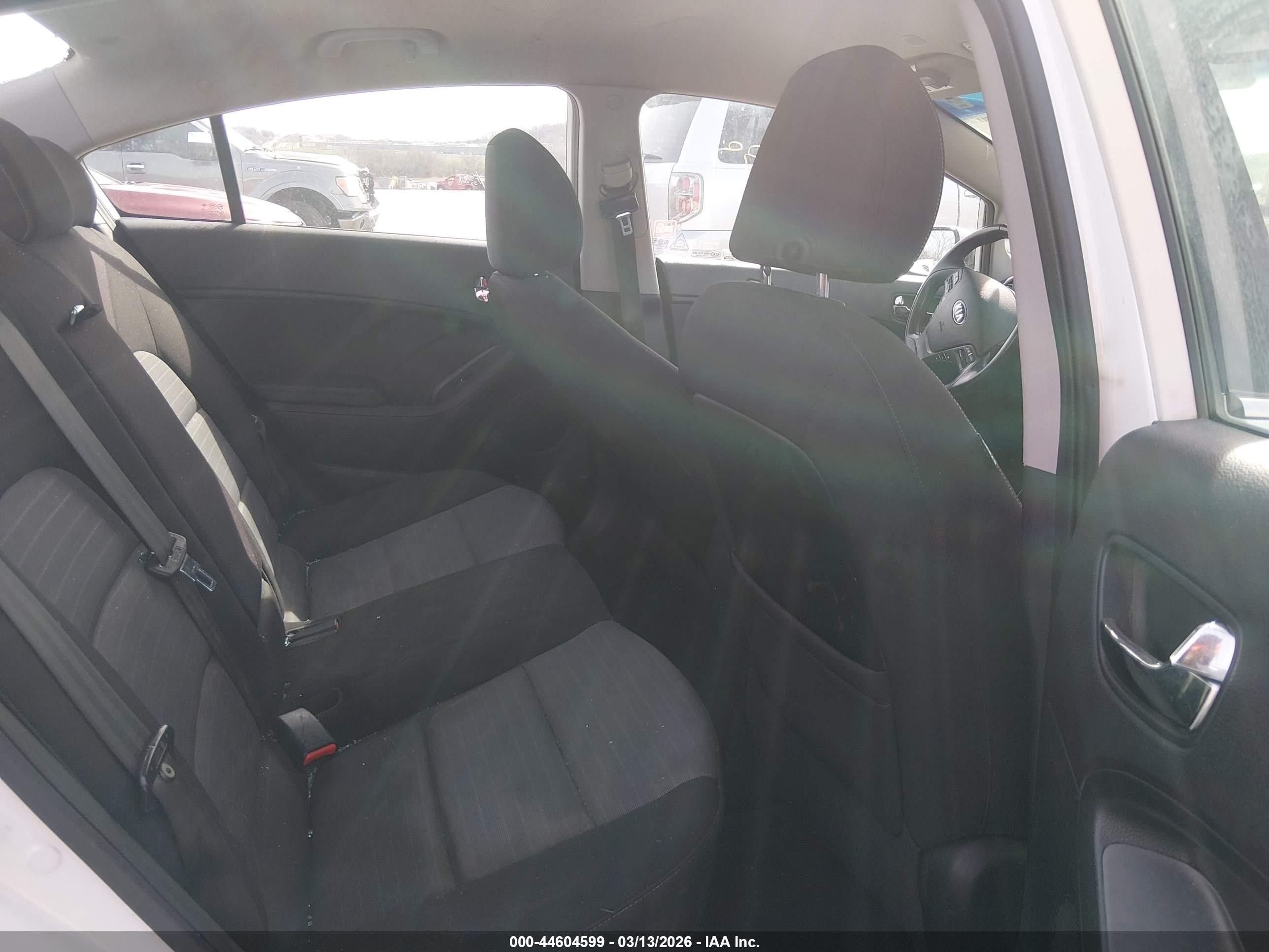2016 Kia Forte Ex White vin: KNAFX4A87G5451468