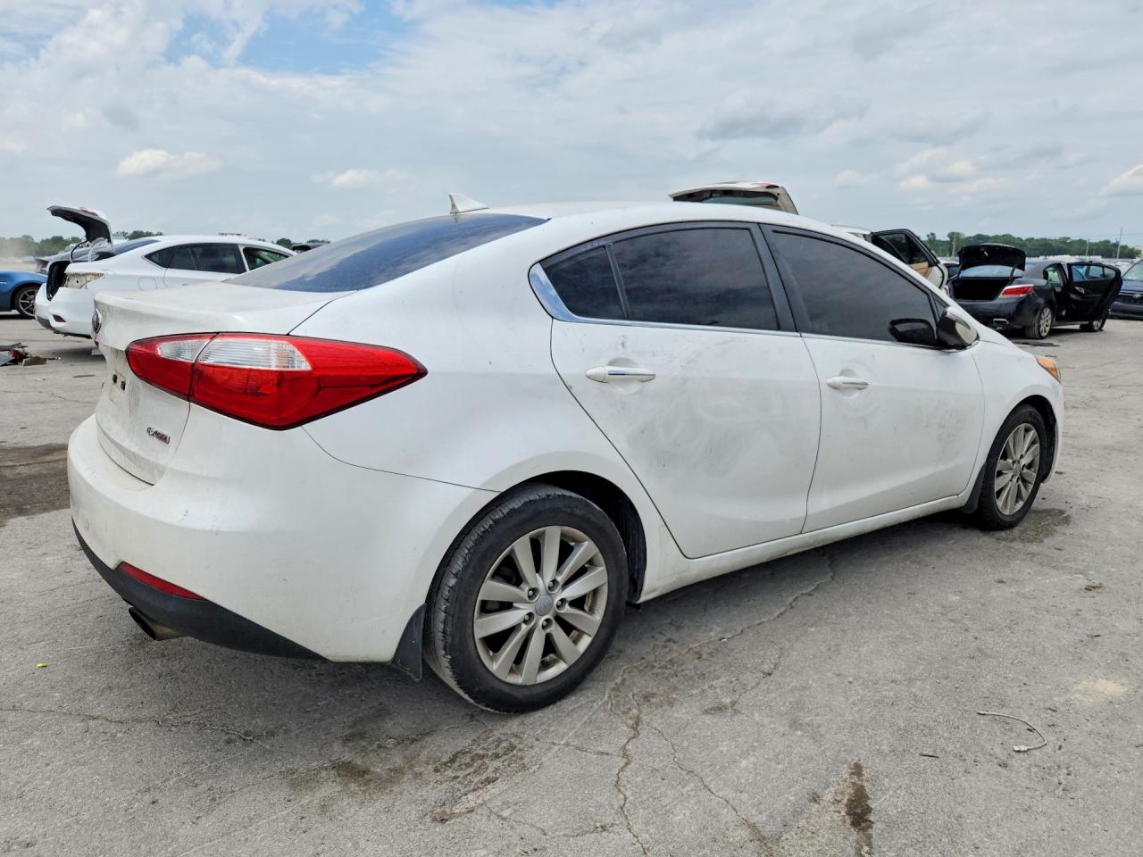 2014 Kia Forte Ex White vin: KNAFX4A89E5052090