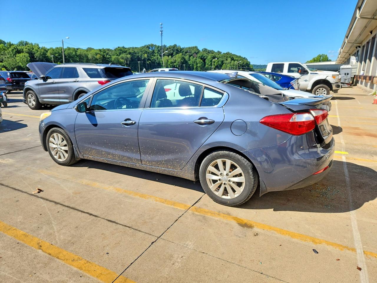 2014 Kia Forte Blue vin: KNAFX4A89E5105385