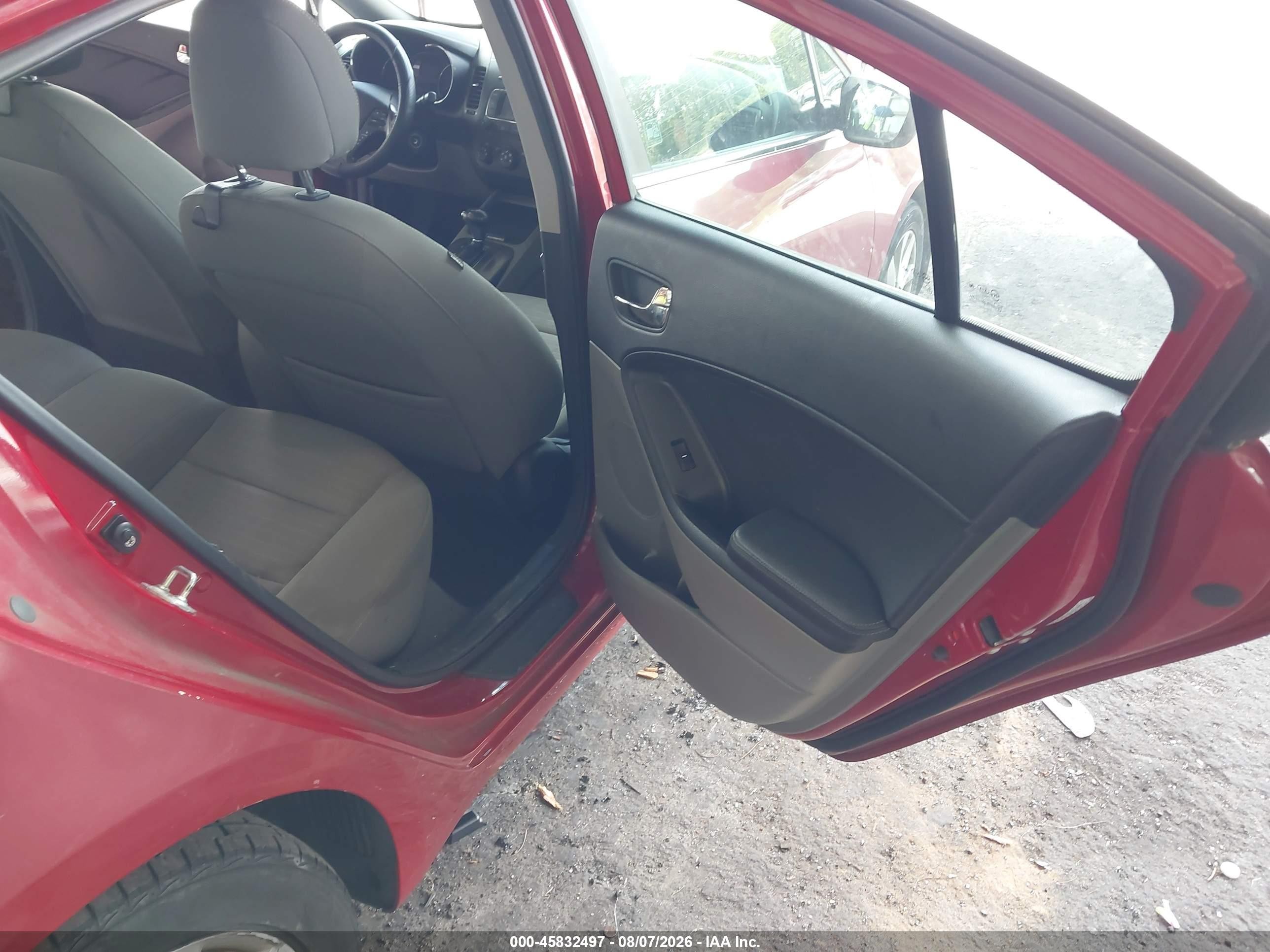 2014 Kia Forte Ex Red vin: KNAFX4A8XE5138931