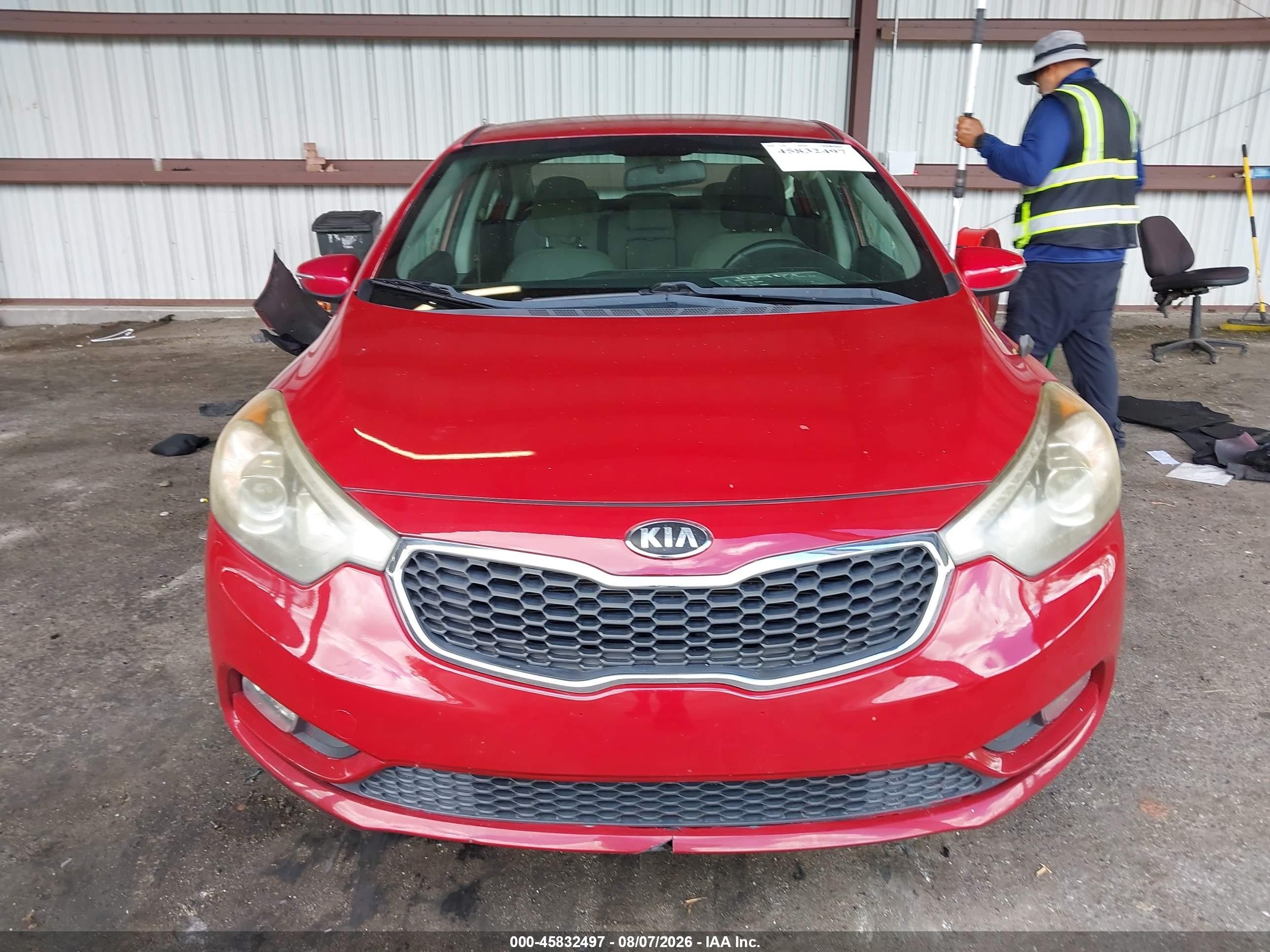 2014 Kia Forte Ex Red vin: KNAFX4A8XE5138931