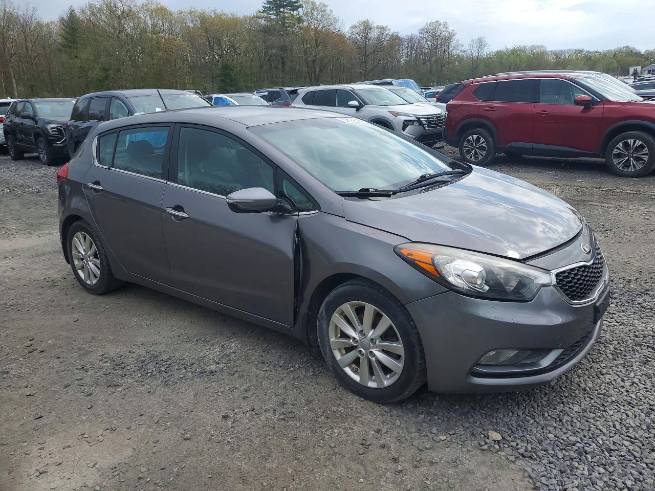 2015 Kia Forte5 Ex Серый vin: KNAFX5A80F5318555