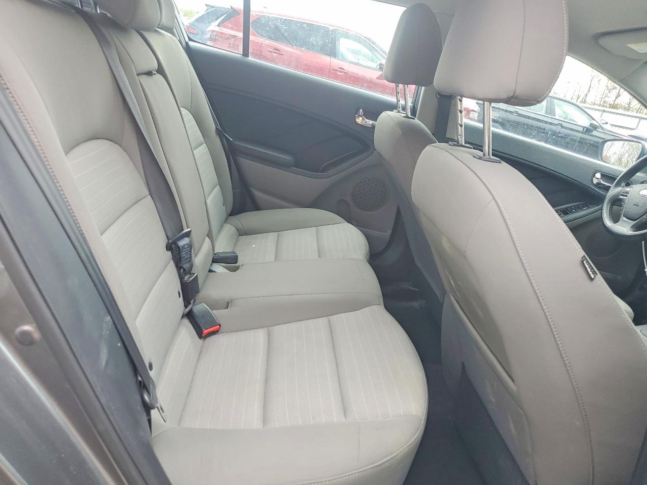 2015 Kia Forte5 Ex Серый vin: KNAFX5A80F5318555