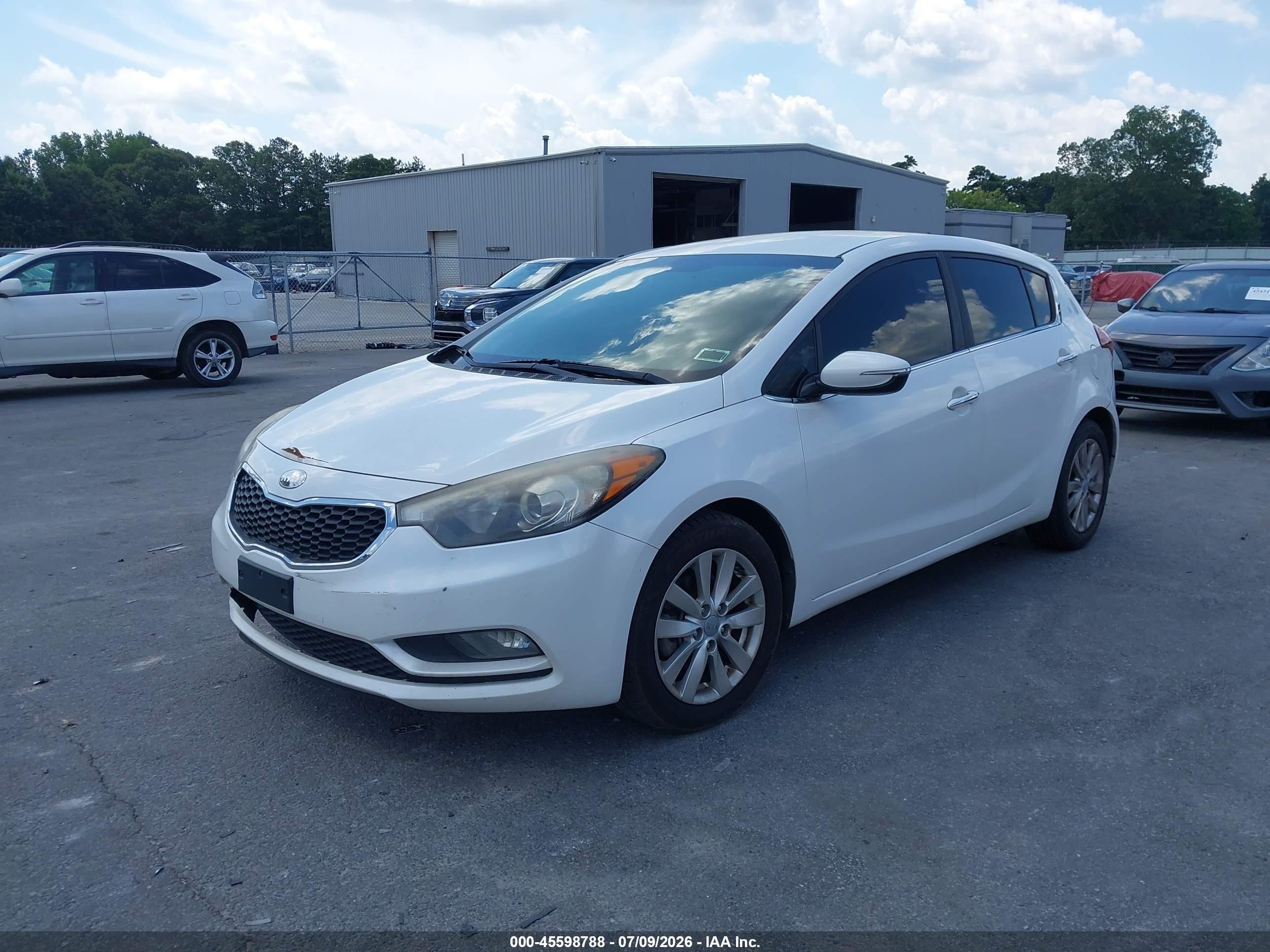 2014 Kia Forte Ex White vin: KNAFX5A81E5163531