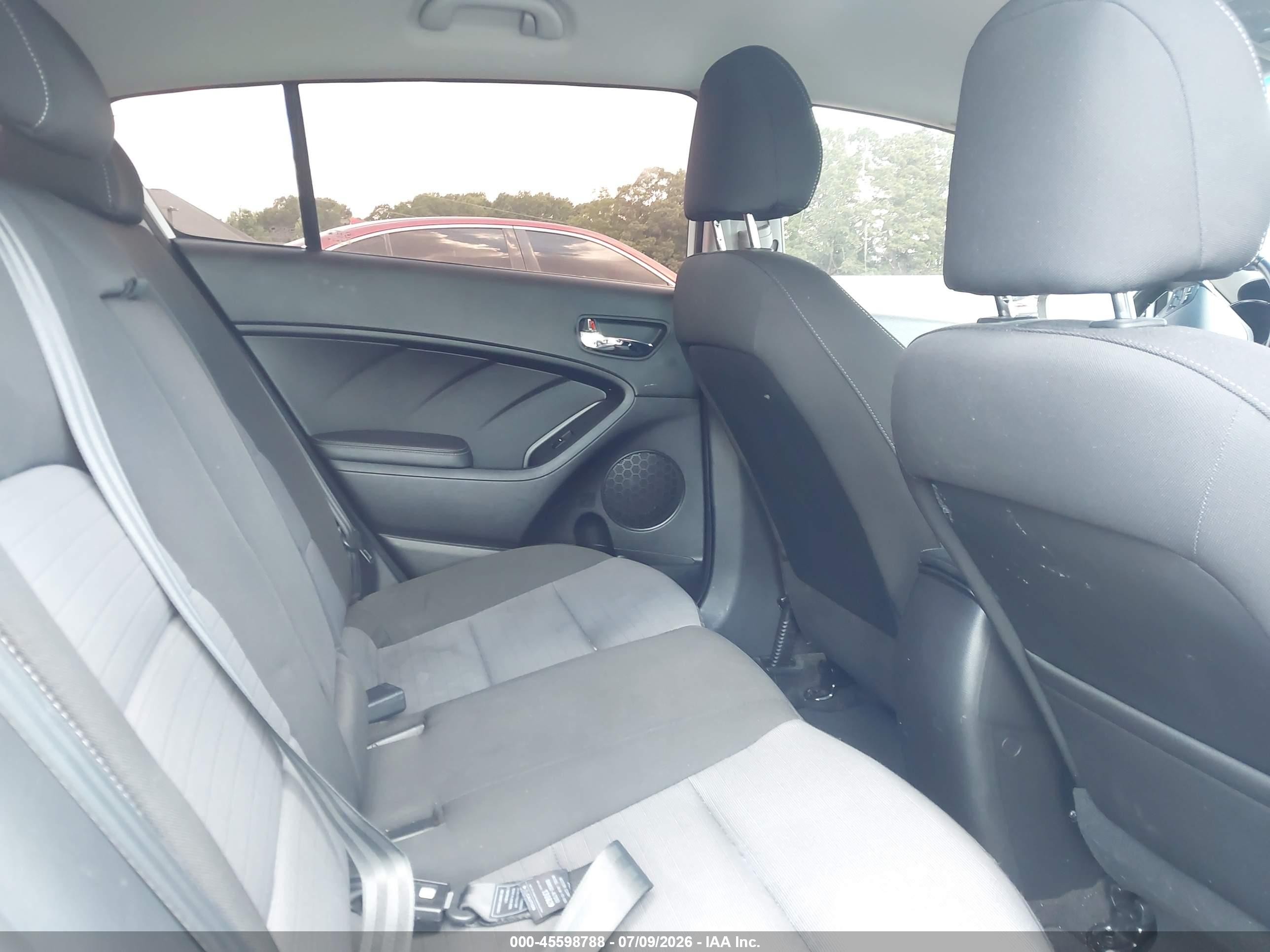 2014 Kia Forte Ex White vin: KNAFX5A81E5163531