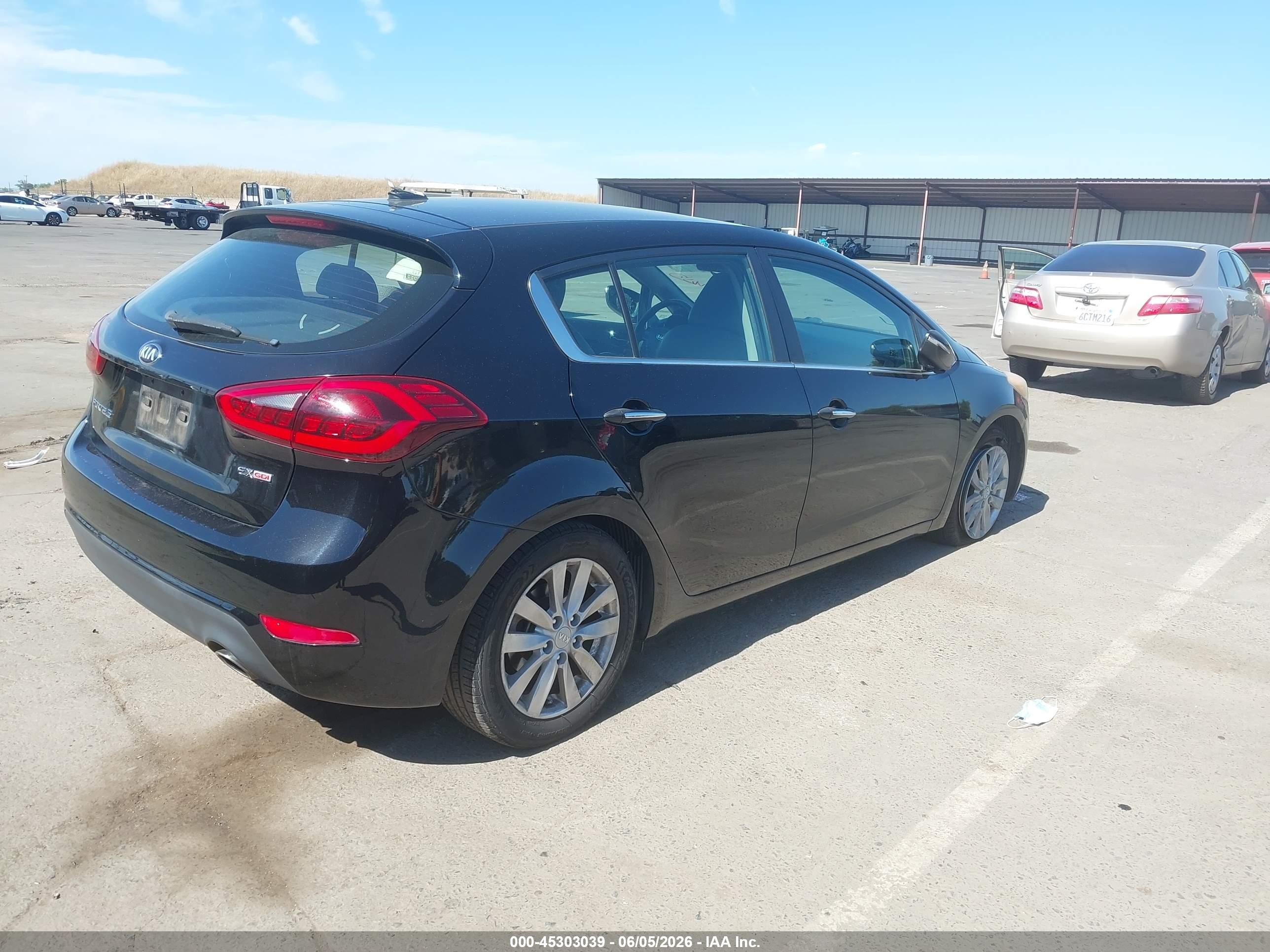 2015 Kia Forte Ex Black vin: KNAFX5A81F5356358