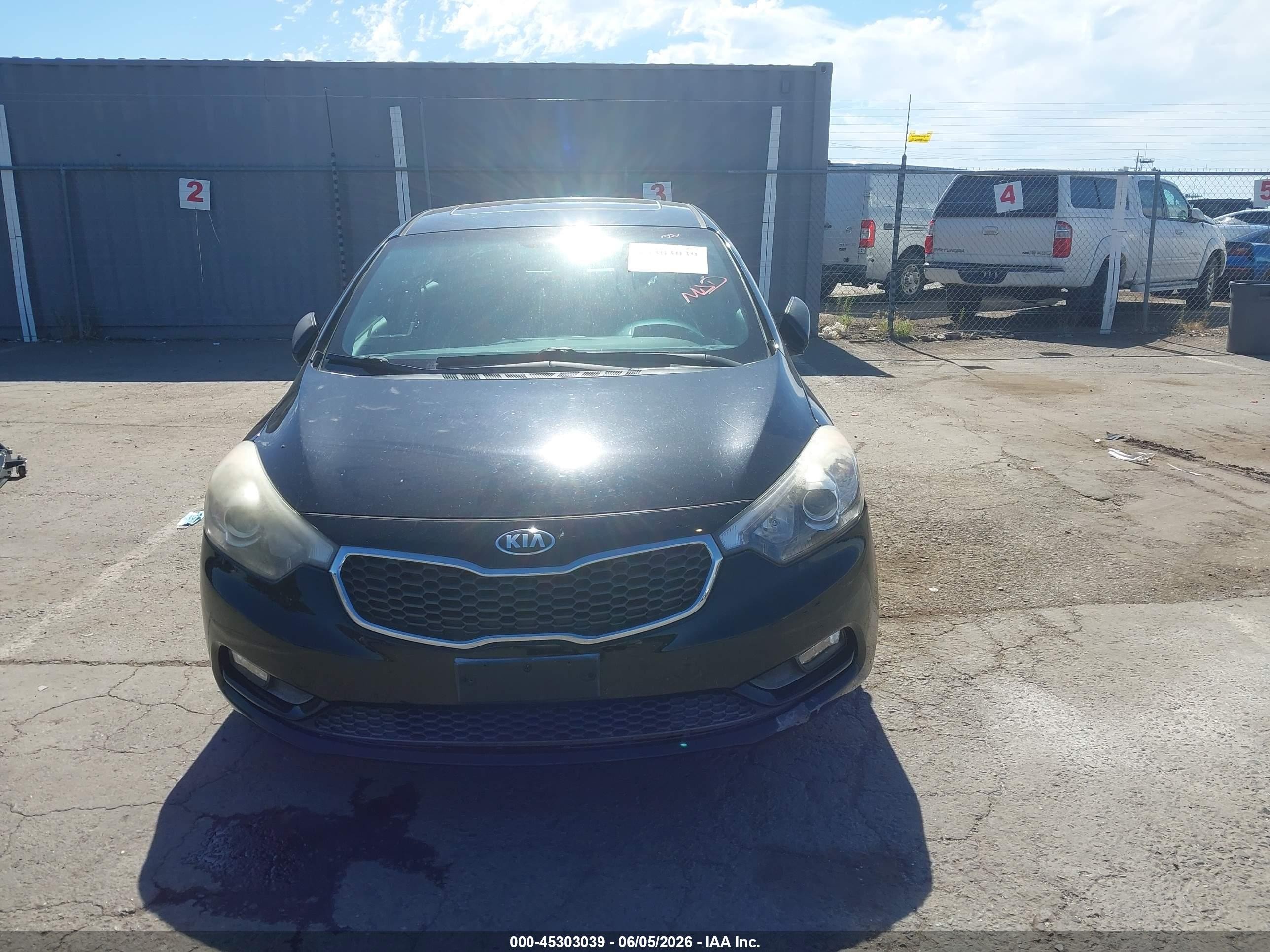 2015 Kia Forte Ex Black vin: KNAFX5A81F5356358