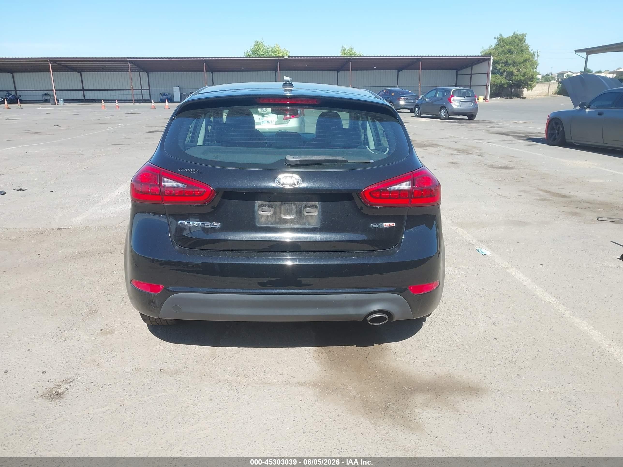 2015 Kia Forte Ex Black vin: KNAFX5A81F5356358