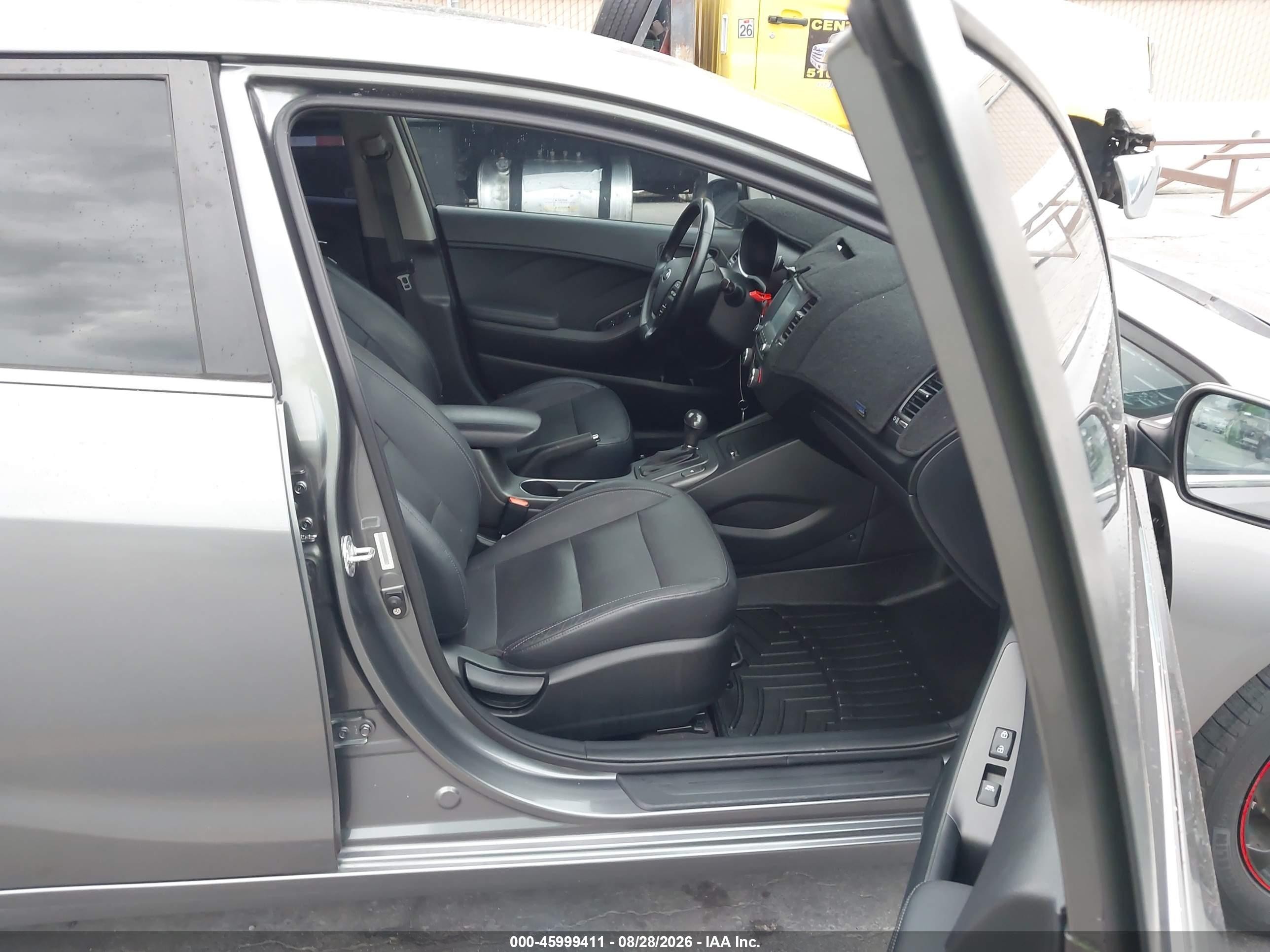 2015 Kia Forte Ex Gray vin: KNAFX5A82F5293951