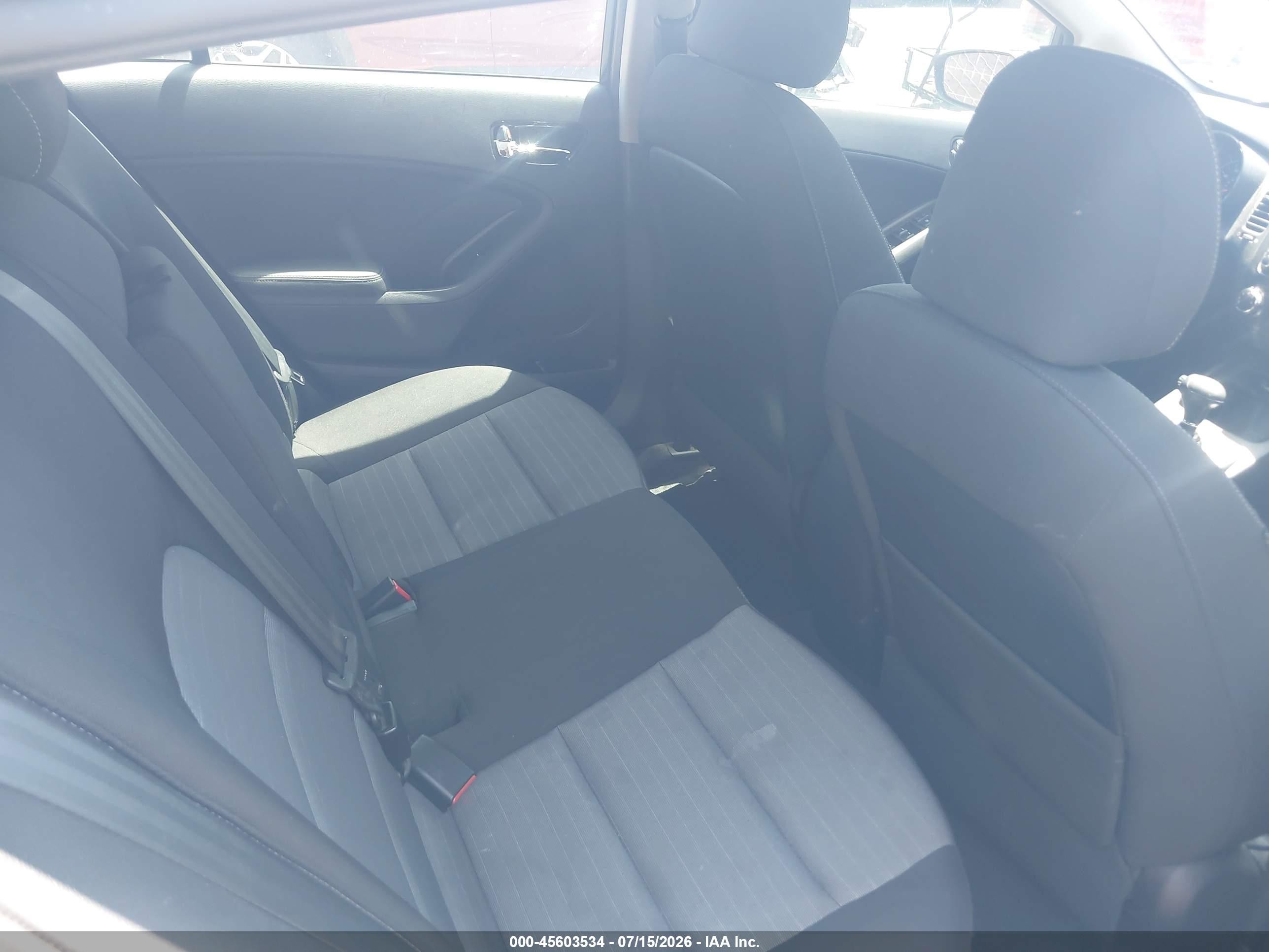 2015 Kia Forte Ex Gray vin: KNAFX5A82F5327452