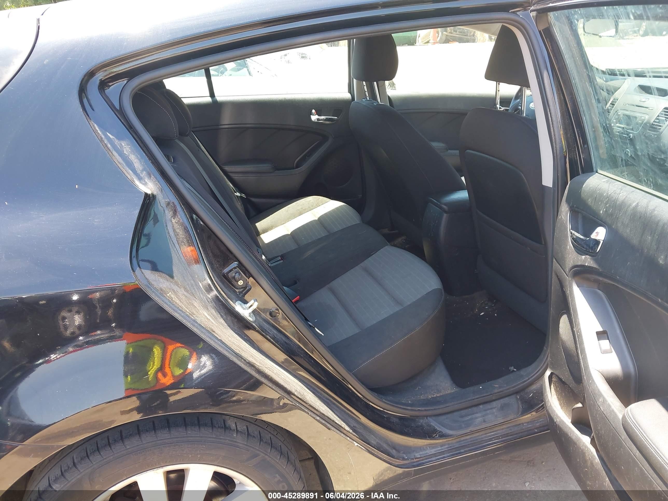 2015 Kia Forte Ex Black vin: KNAFX5A82F5372309