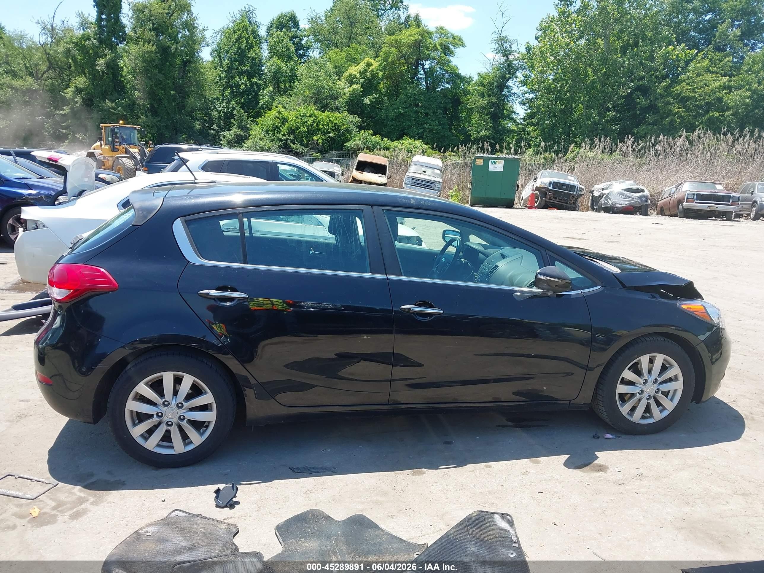 2015 Kia Forte Ex Black vin: KNAFX5A82F5372309