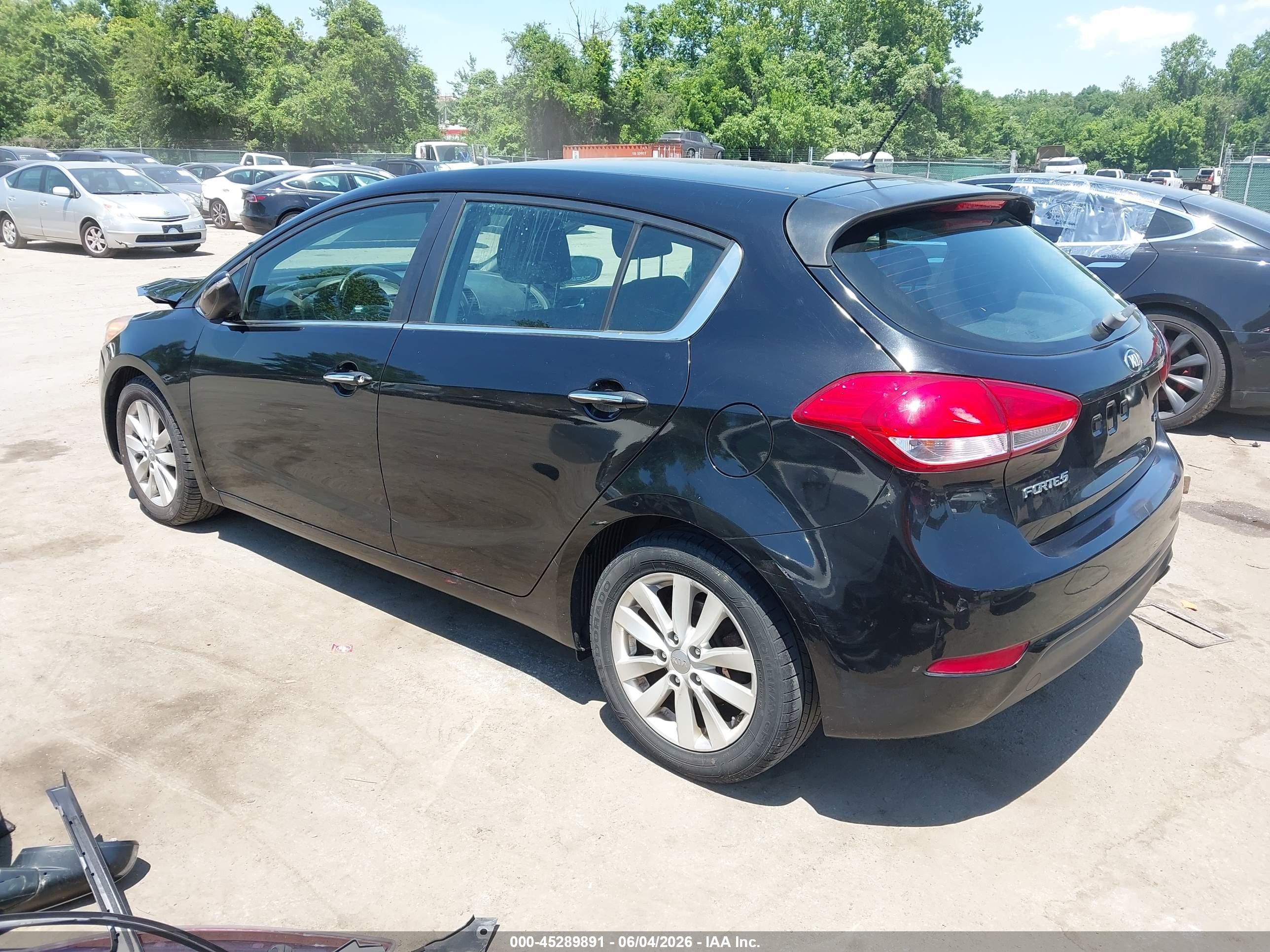 2015 Kia Forte Ex Black vin: KNAFX5A82F5372309