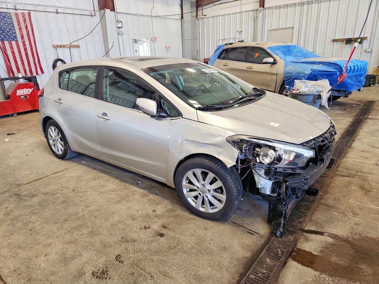 2014 Kia Forte Ex Серебряный vin: KNAFX5A83E5211532