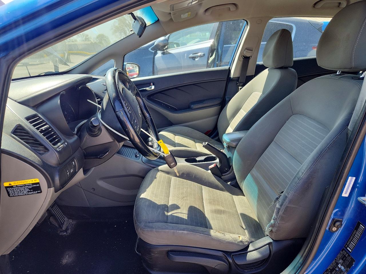 2015 Kia Forte5 Ex Blue vin: KNAFX5A83F5370925