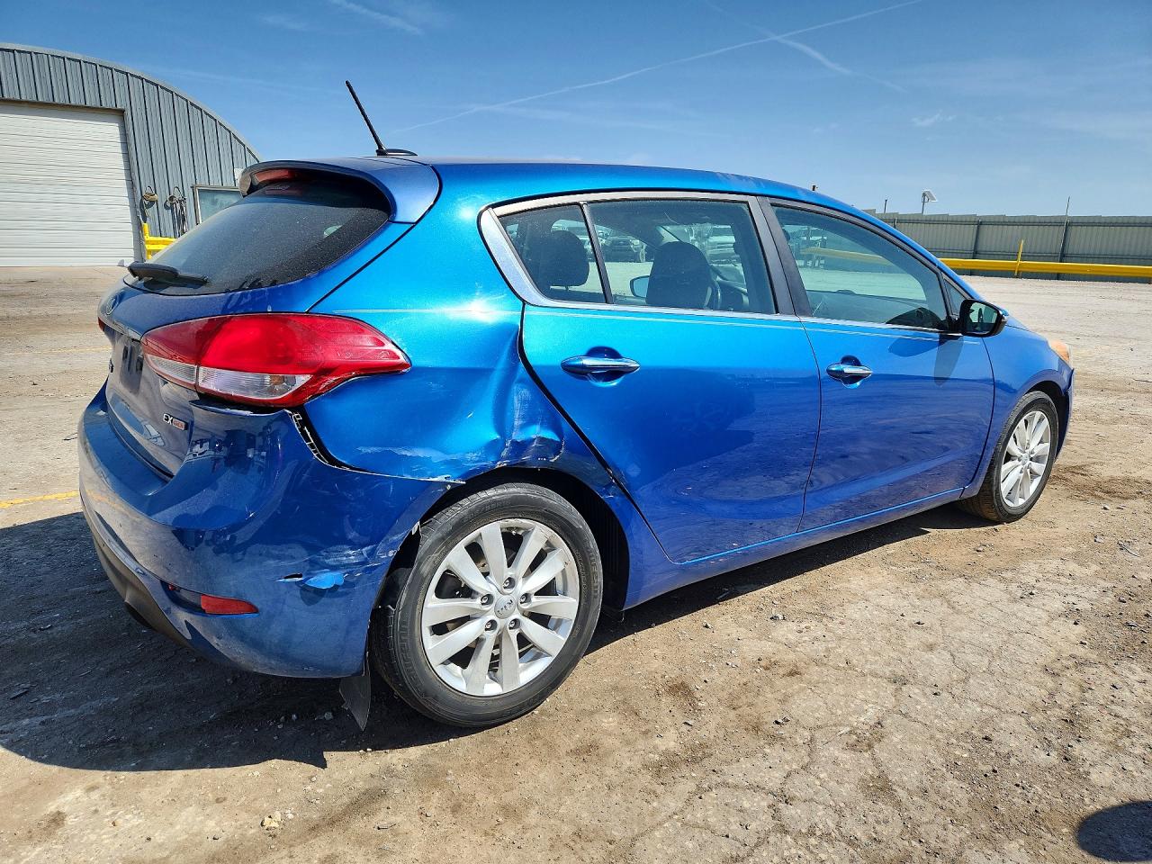 2015 Kia Forte5 Ex Blue vin: KNAFX5A83F5370925