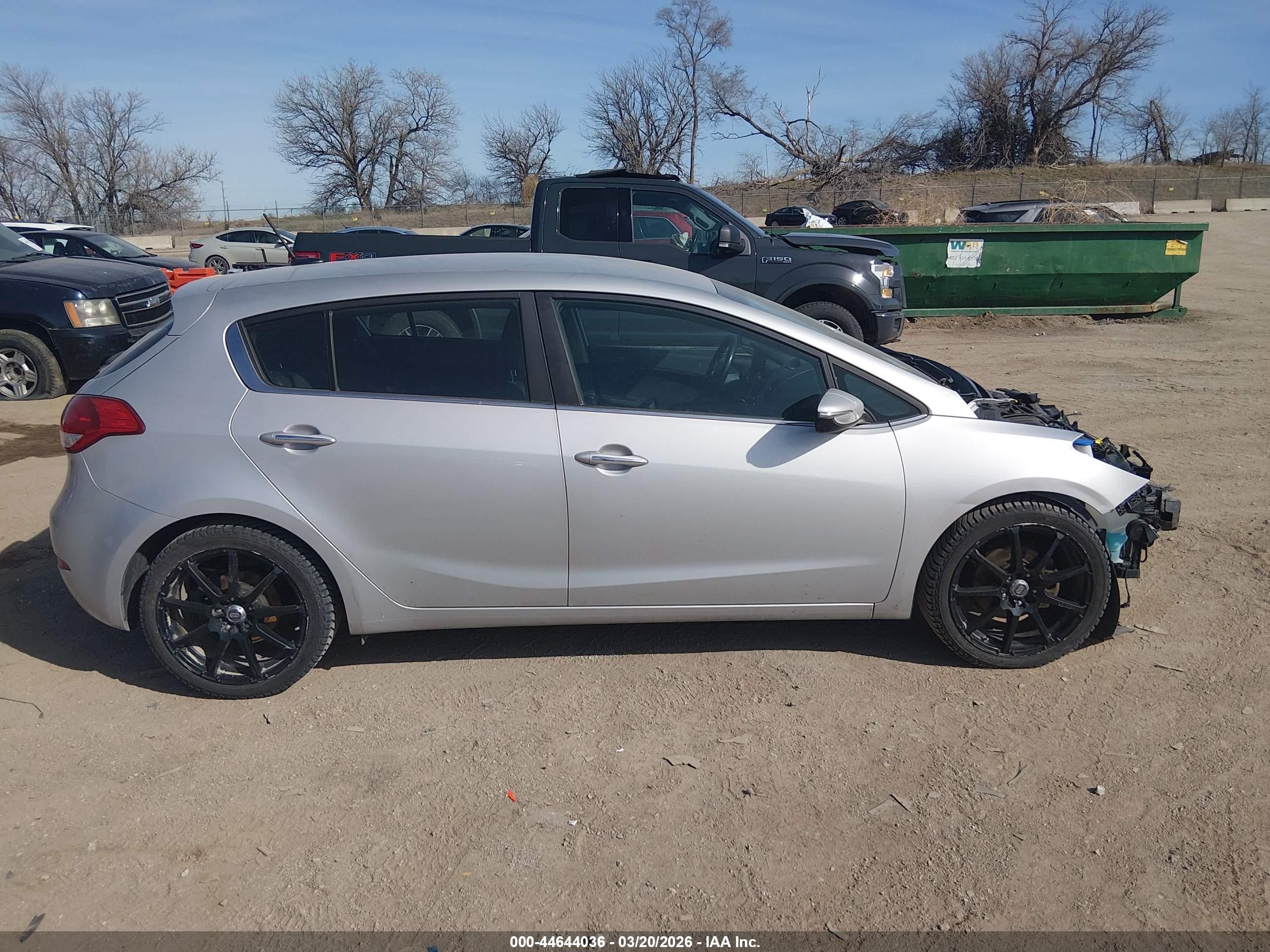 2016 Kia Forte Ex Серебряный vin: KNAFX5A84G5629245