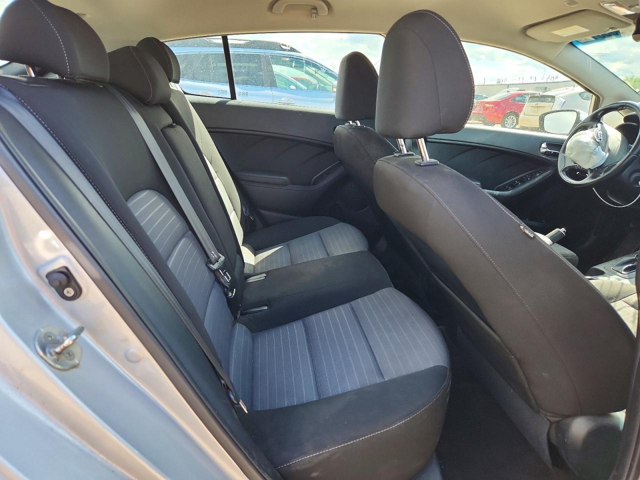 2015 Kia Forte Ex Silver vin: KNAFX5A85F5292910