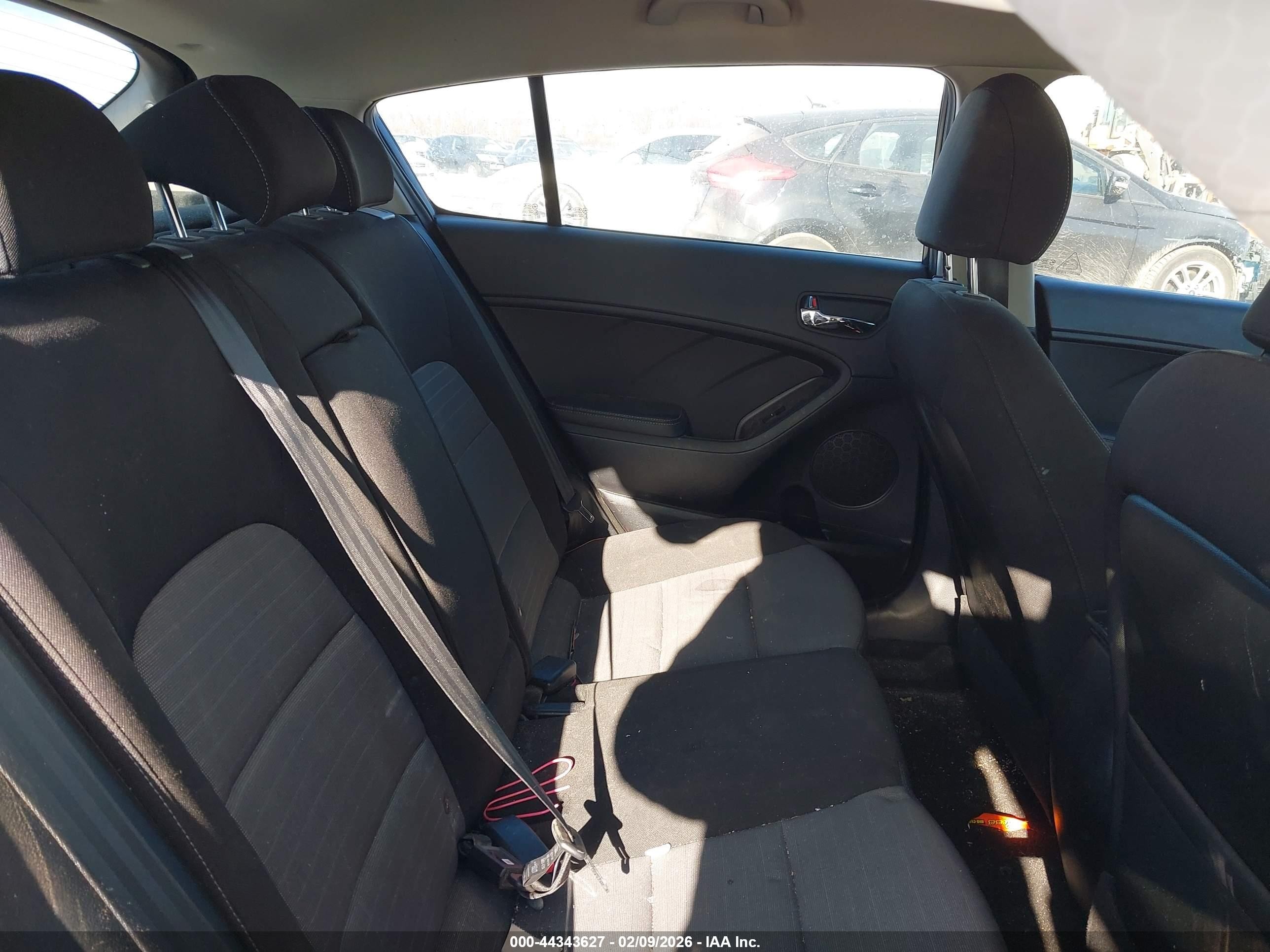 2016 Kia Forte Ex Black vin: KNAFX5A86G5627075