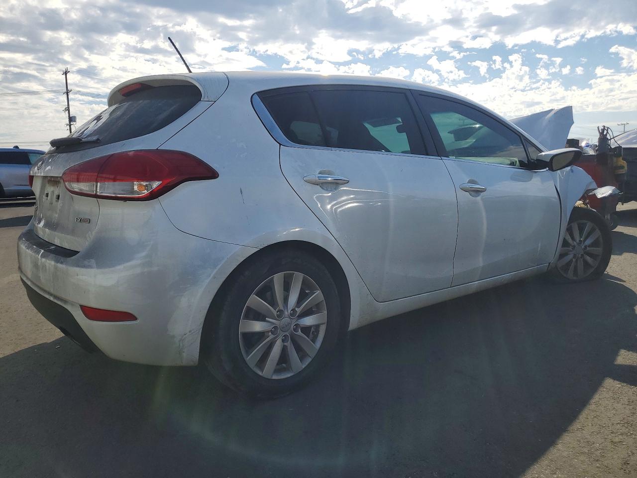 2015 Kia Forte Ex Белый vin: KNAFX5A88F5339752