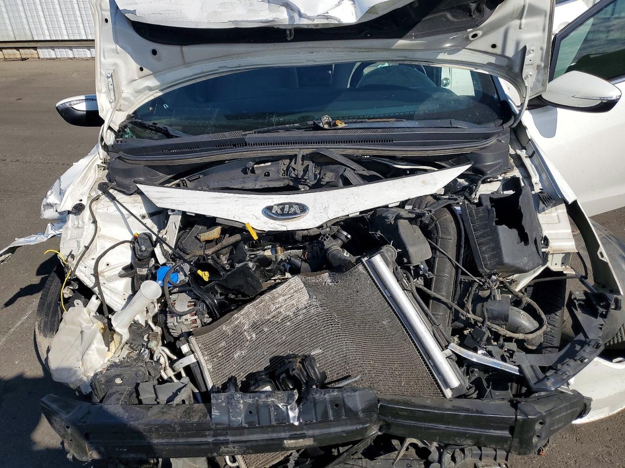 2015 Kia Forte Ex Белый vin: KNAFX5A88F5339752