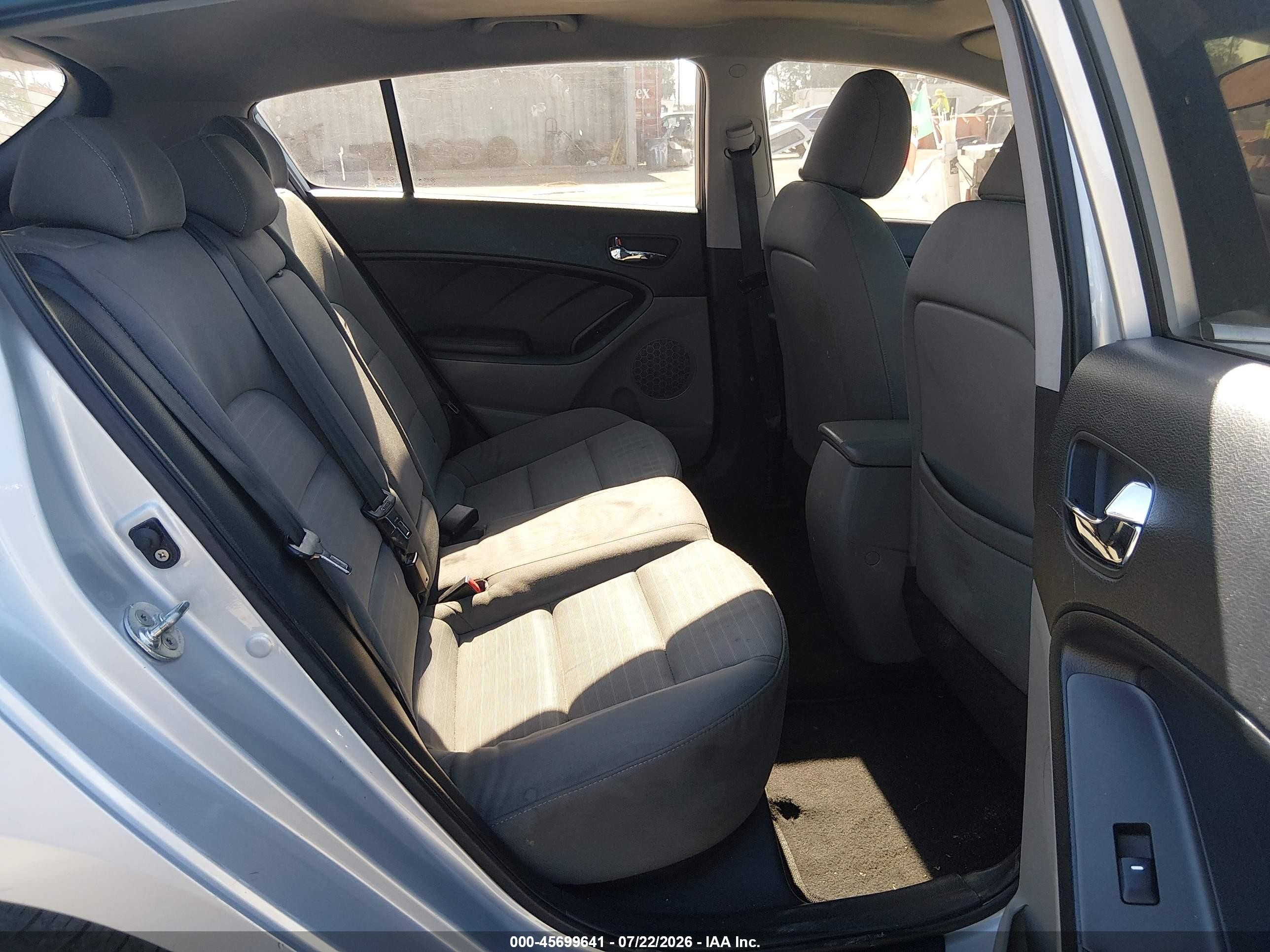 2015 Kia Forte Ex Silver vin: KNAFX5A89F5302774