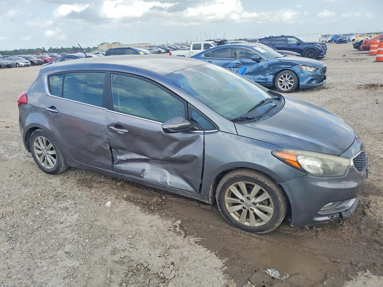 2015 Kia Forte Ex Угольный vin: KNAFX5A8XF5376883