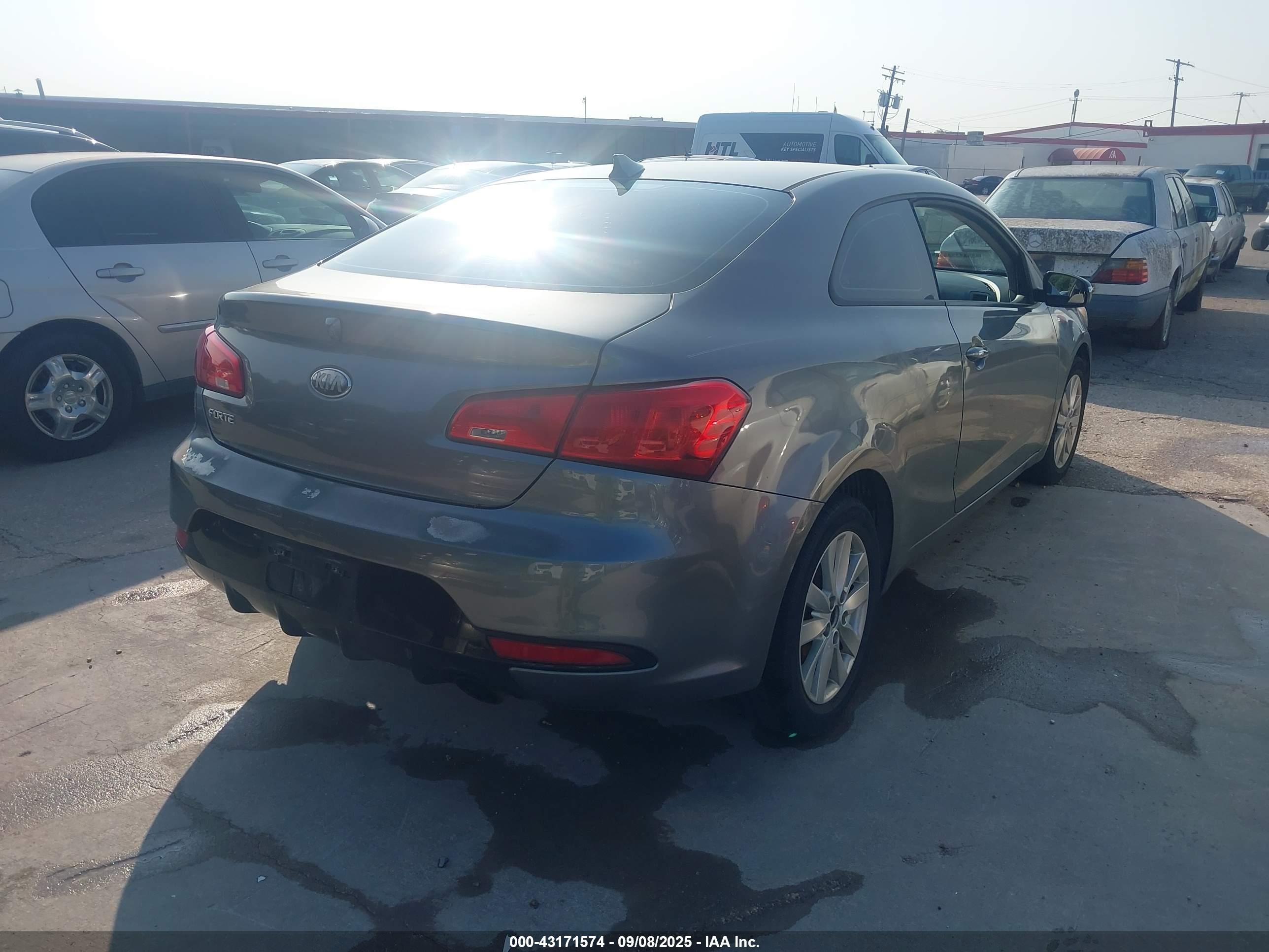 2014 Kia Forte Koup Ex Gray vin: KNAFX6A80E5243179