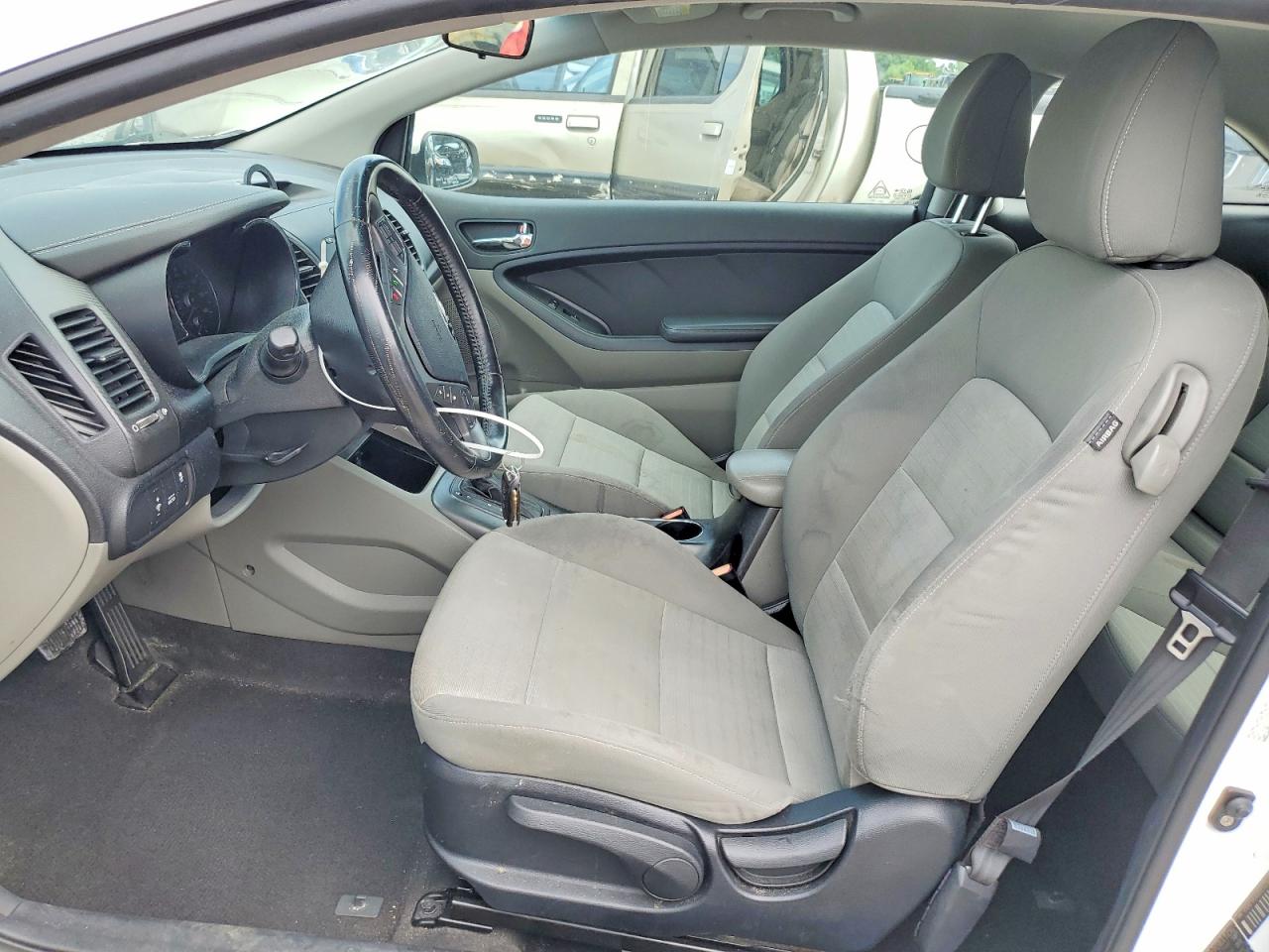 2014 Kia Forte Ex White vin: KNAFX6A82E5216503