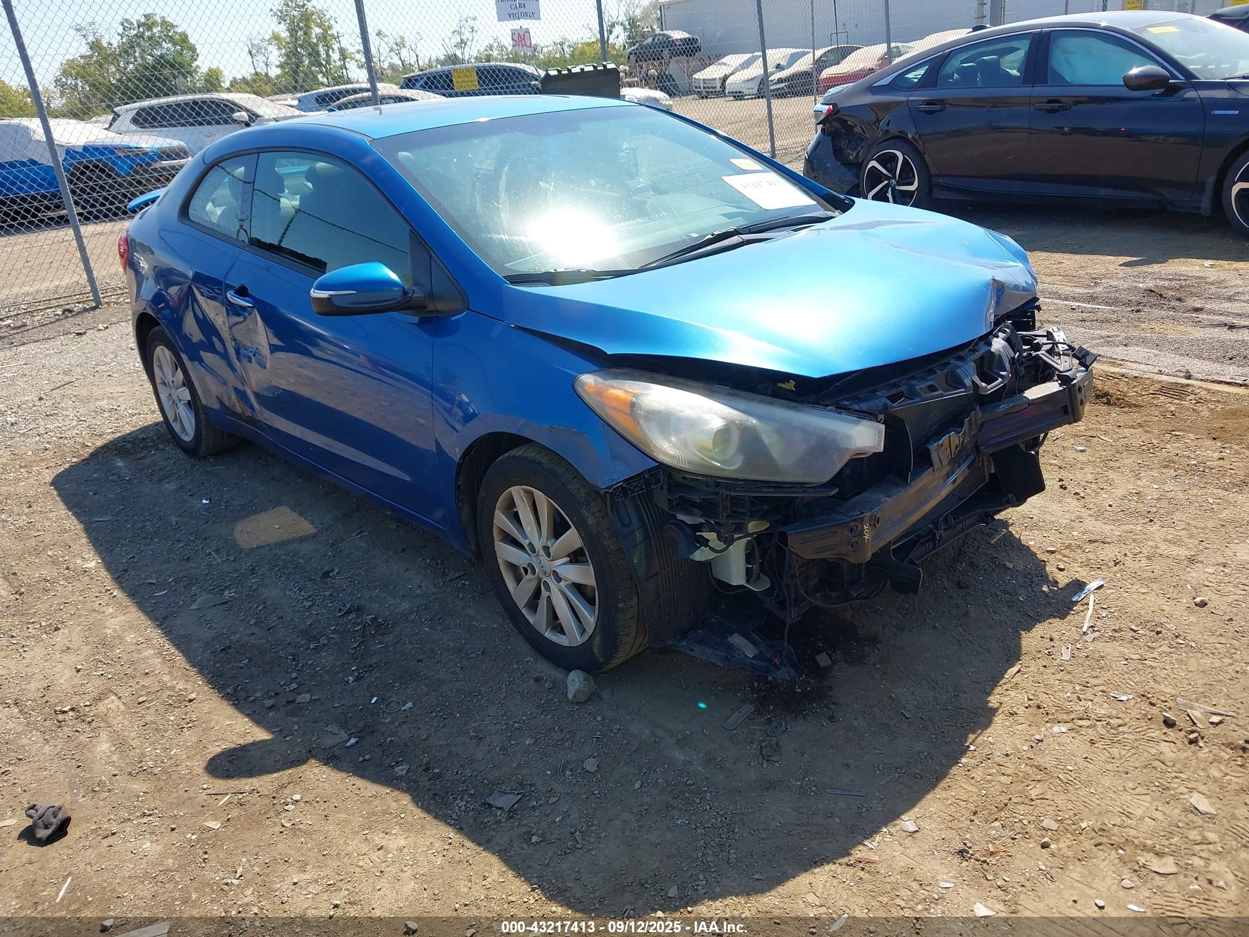 2014 Kia Forte Koup Ex Blue vin: KNAFX6A82E5225685