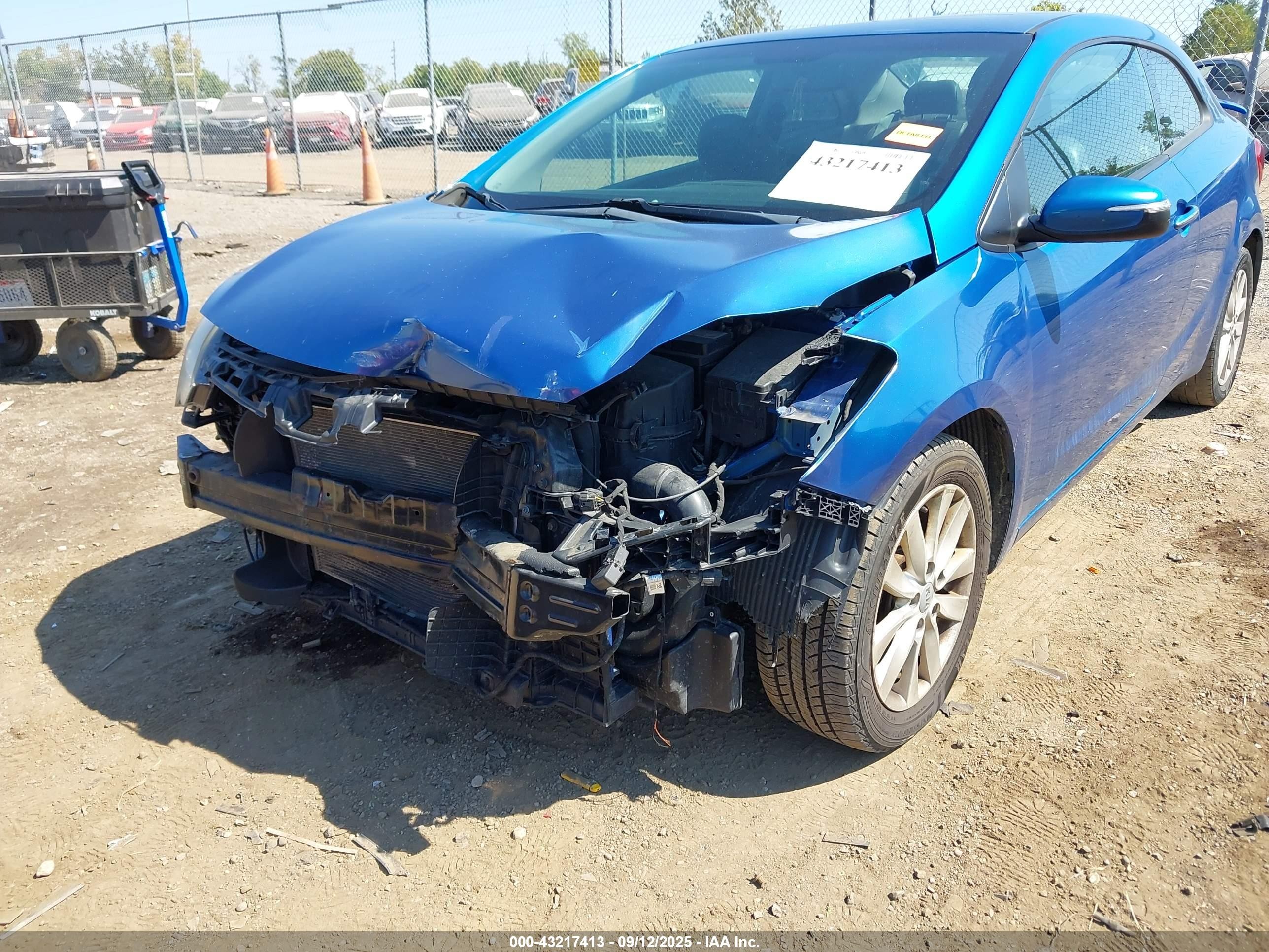 2014 Kia Forte Koup Ex Blue vin: KNAFX6A82E5225685