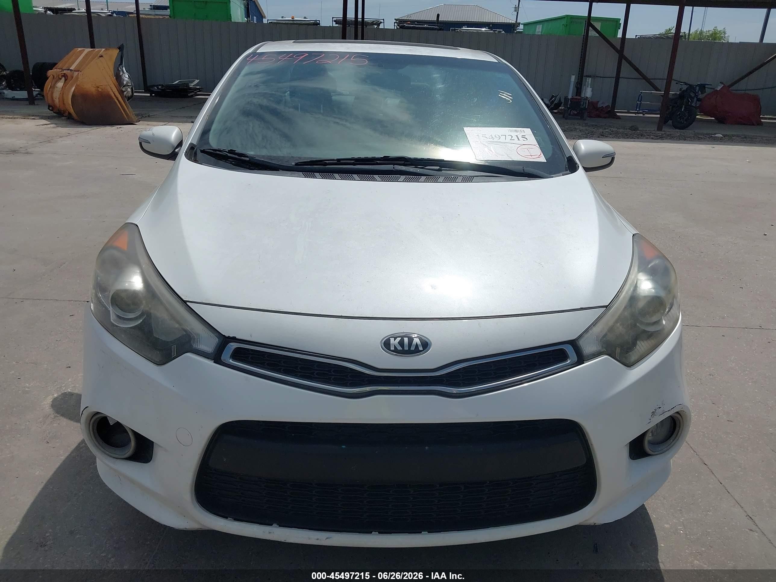2015 Kia Forte Koup Ex White vin: KNAFX6A82F5388788
