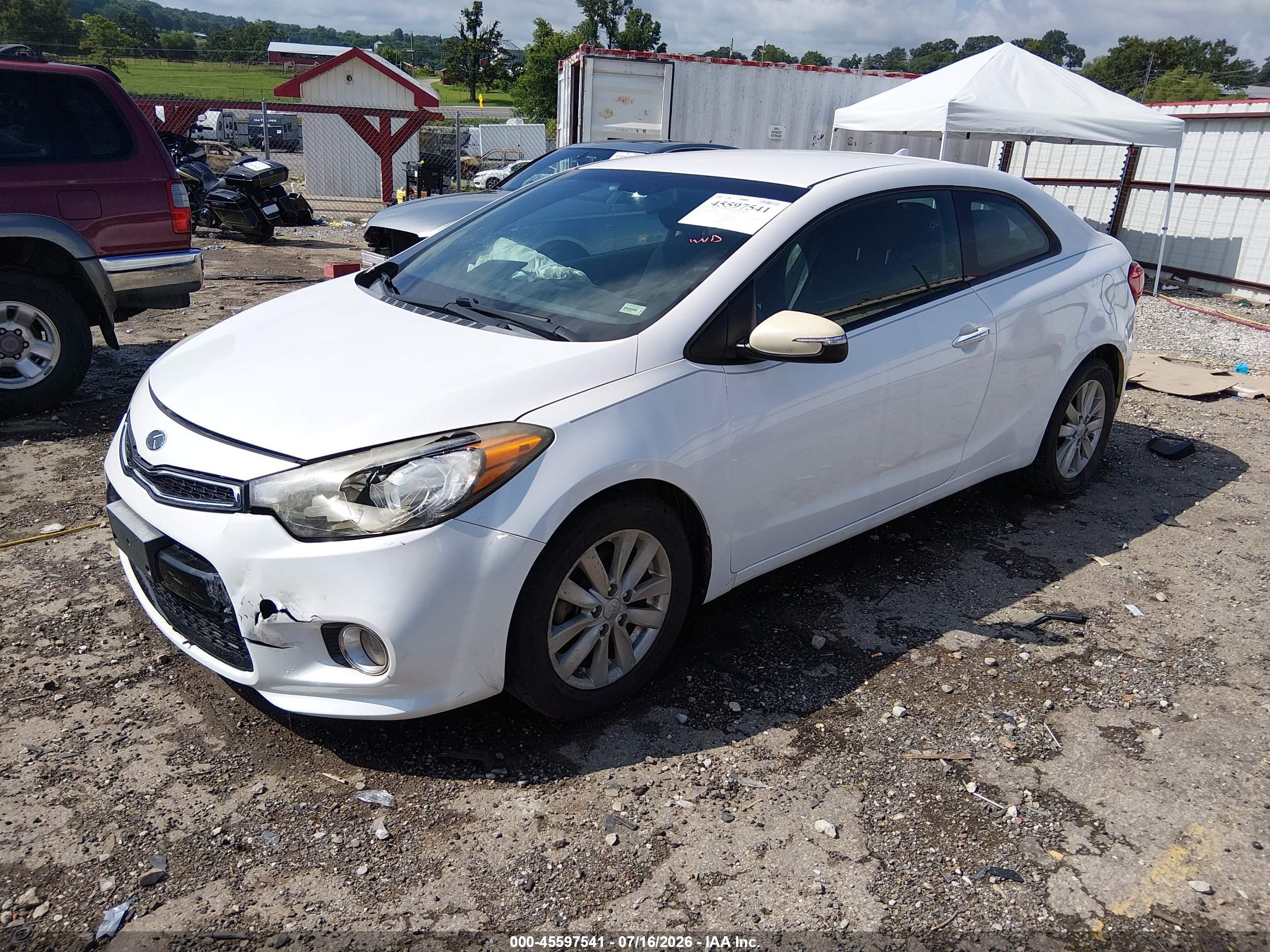 2015 Kia Forte Koup Ex White vin: KNAFX6A82F5389102