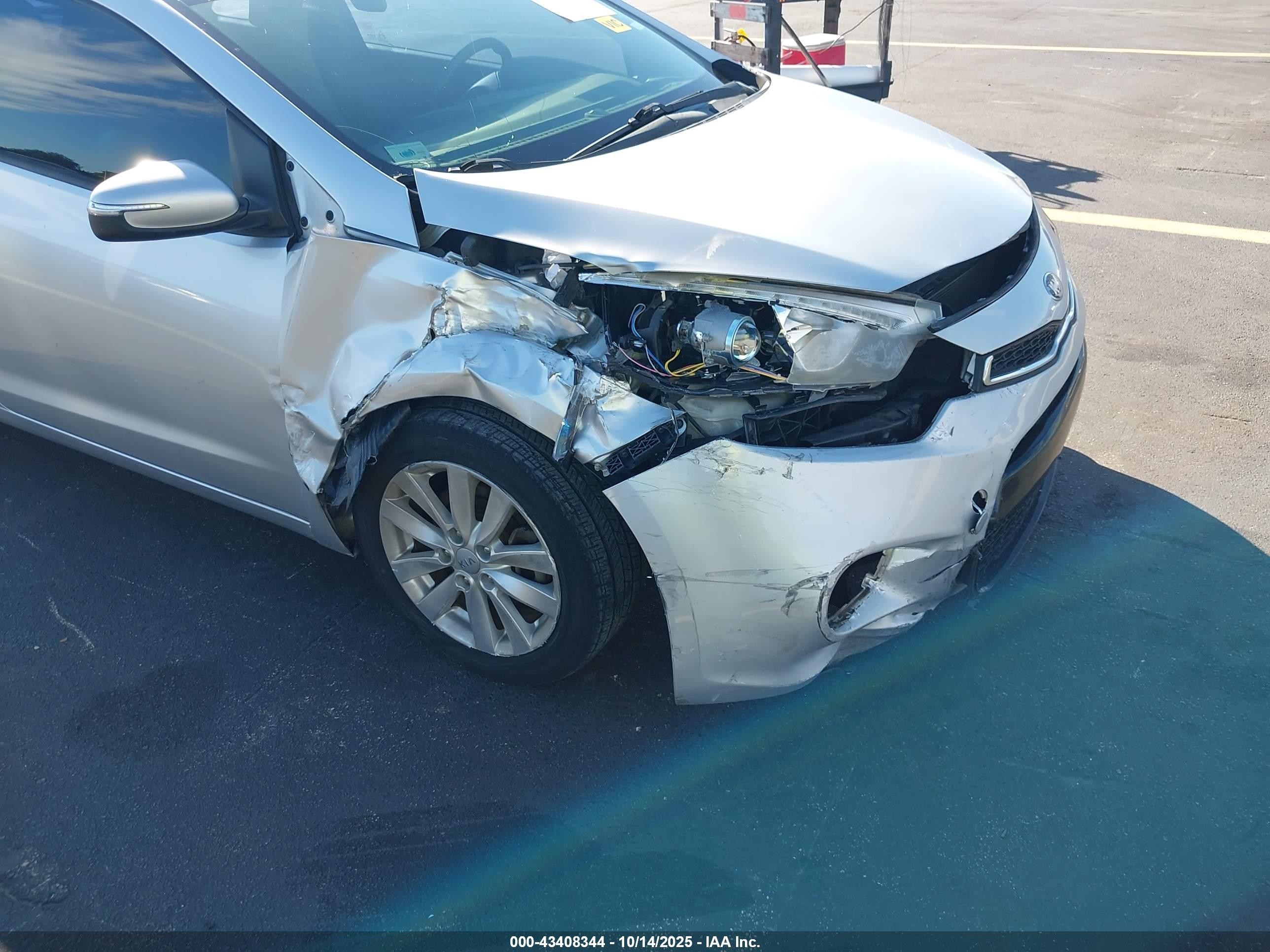 2014 Kia Forte Koup Ex Серебряный vin: KNAFX6A84E5237515