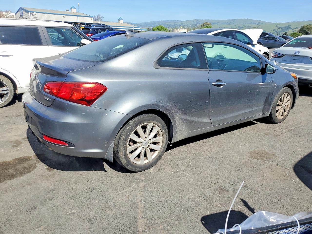 2015 Kia Forte Koup Ex Gray vin: KNAFX6A84F5396469